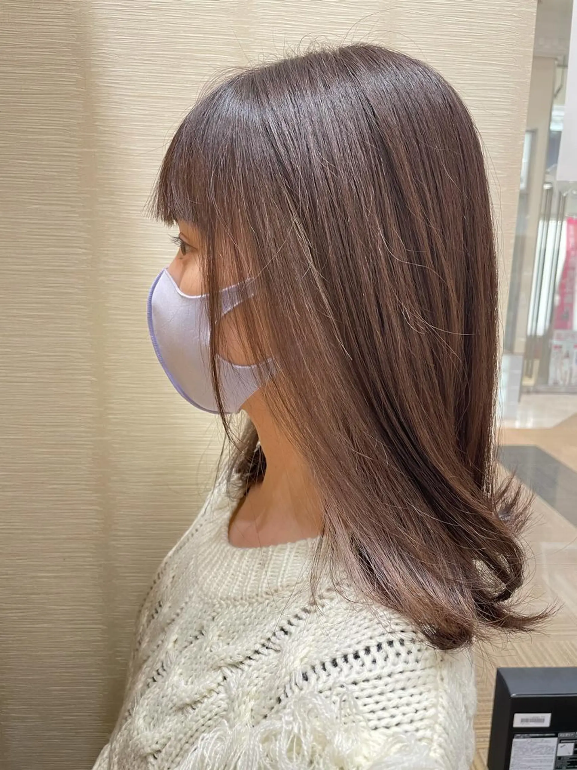 ミディアム ミストバング 顔周りカット Yui ユイのヘアスタイル