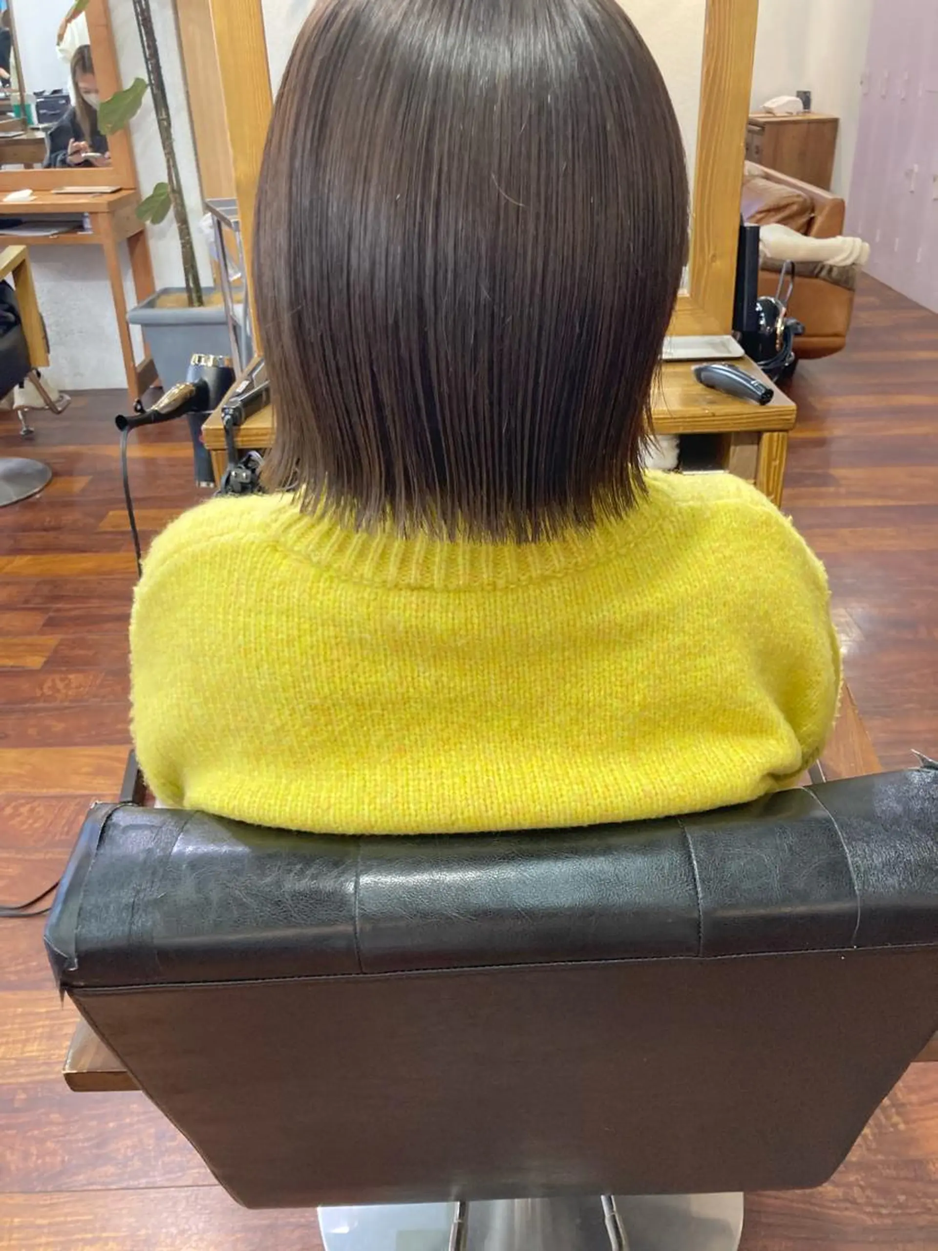 ミディアム カラー ベージュカラー オリーブベージュ カット 縮毛矯正 小木曽智美 /ボブ/ショートのヘアスタイル