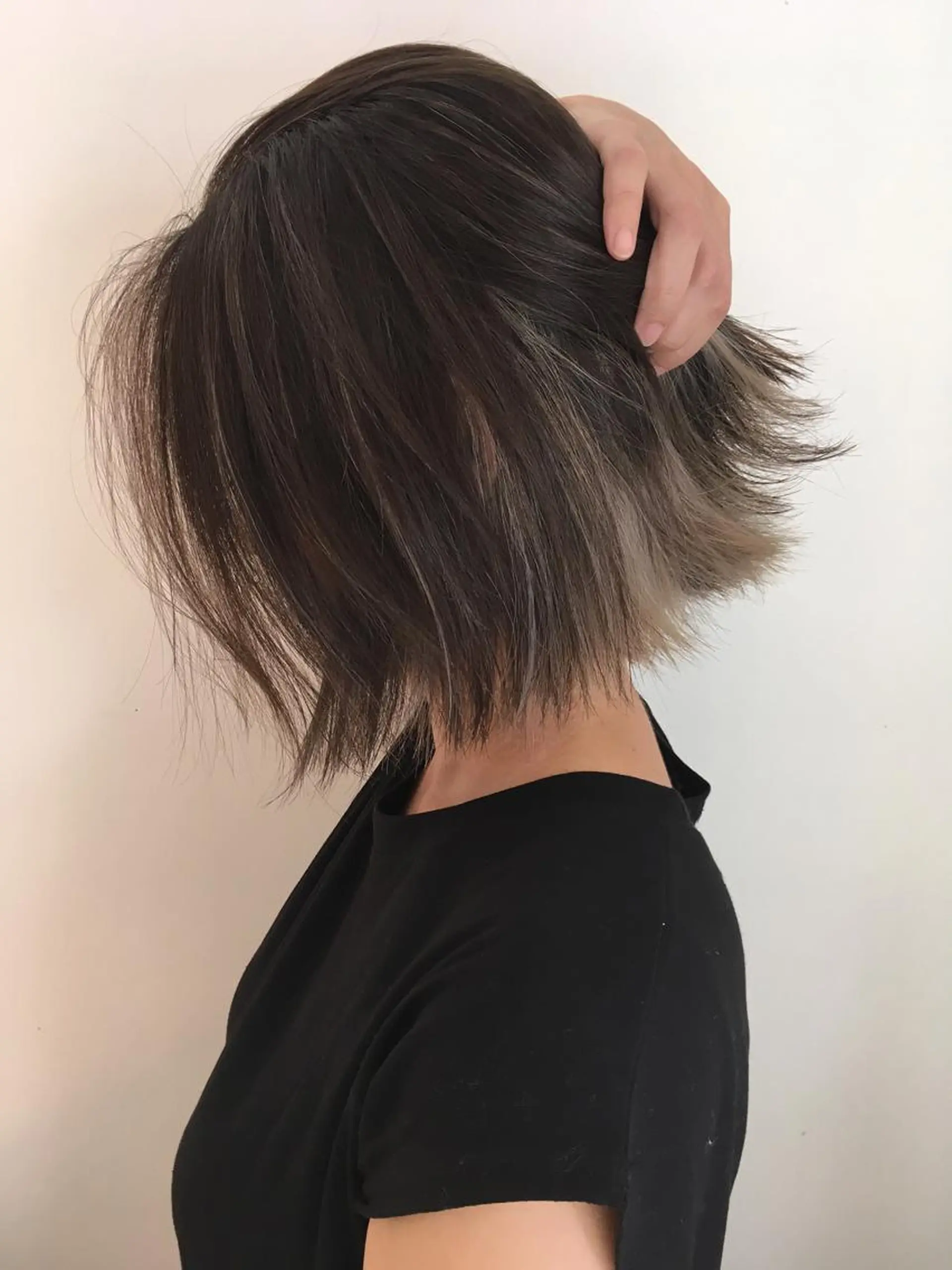 カラー ブリーチ ヘアカラー トリートメント 坂上 岳のヘアスタイル