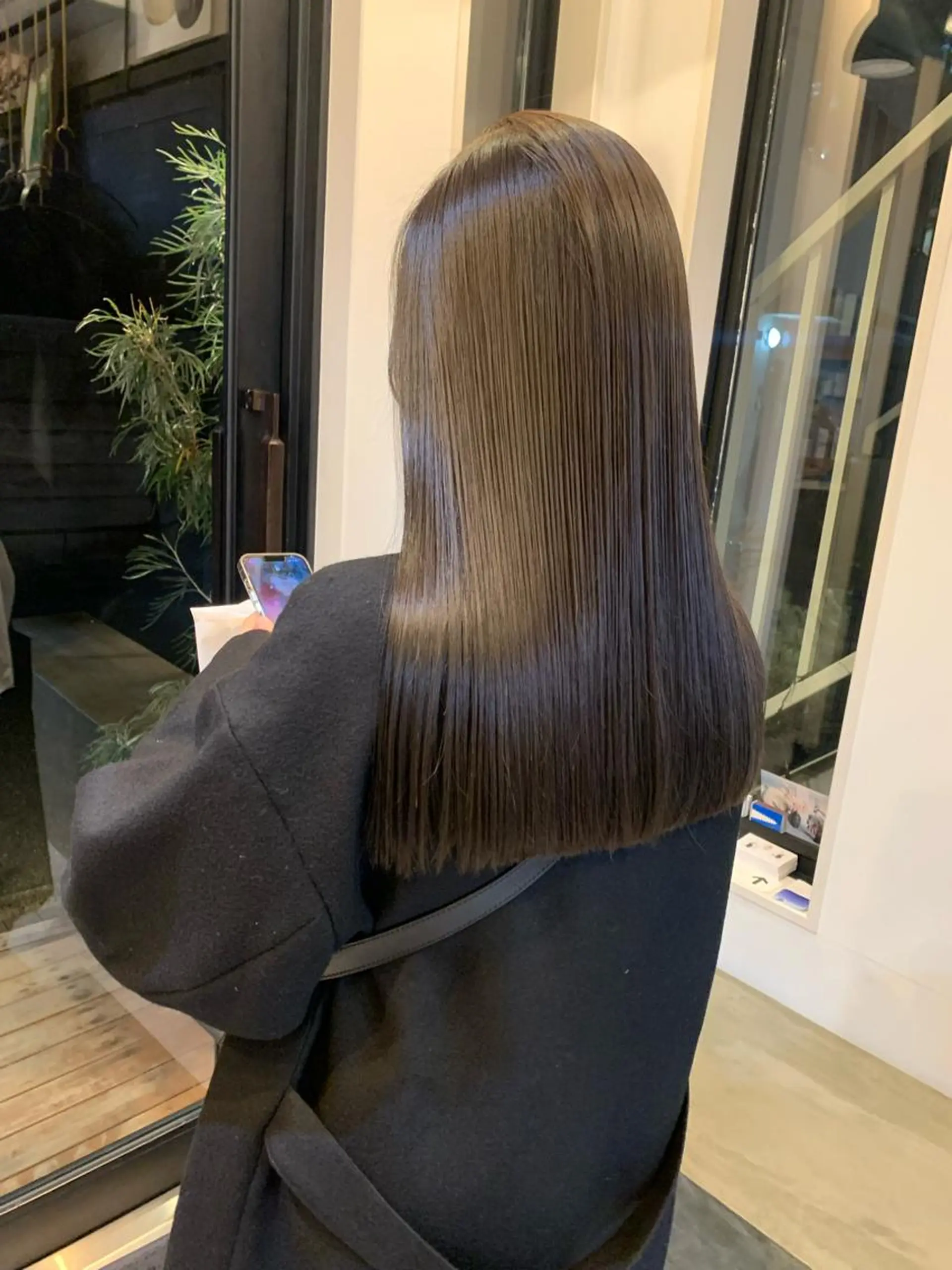 ロング カラー ブリーチ ブリーチなしカラー ダウンパーマ 【sity.ザイク】のヘアスタイル