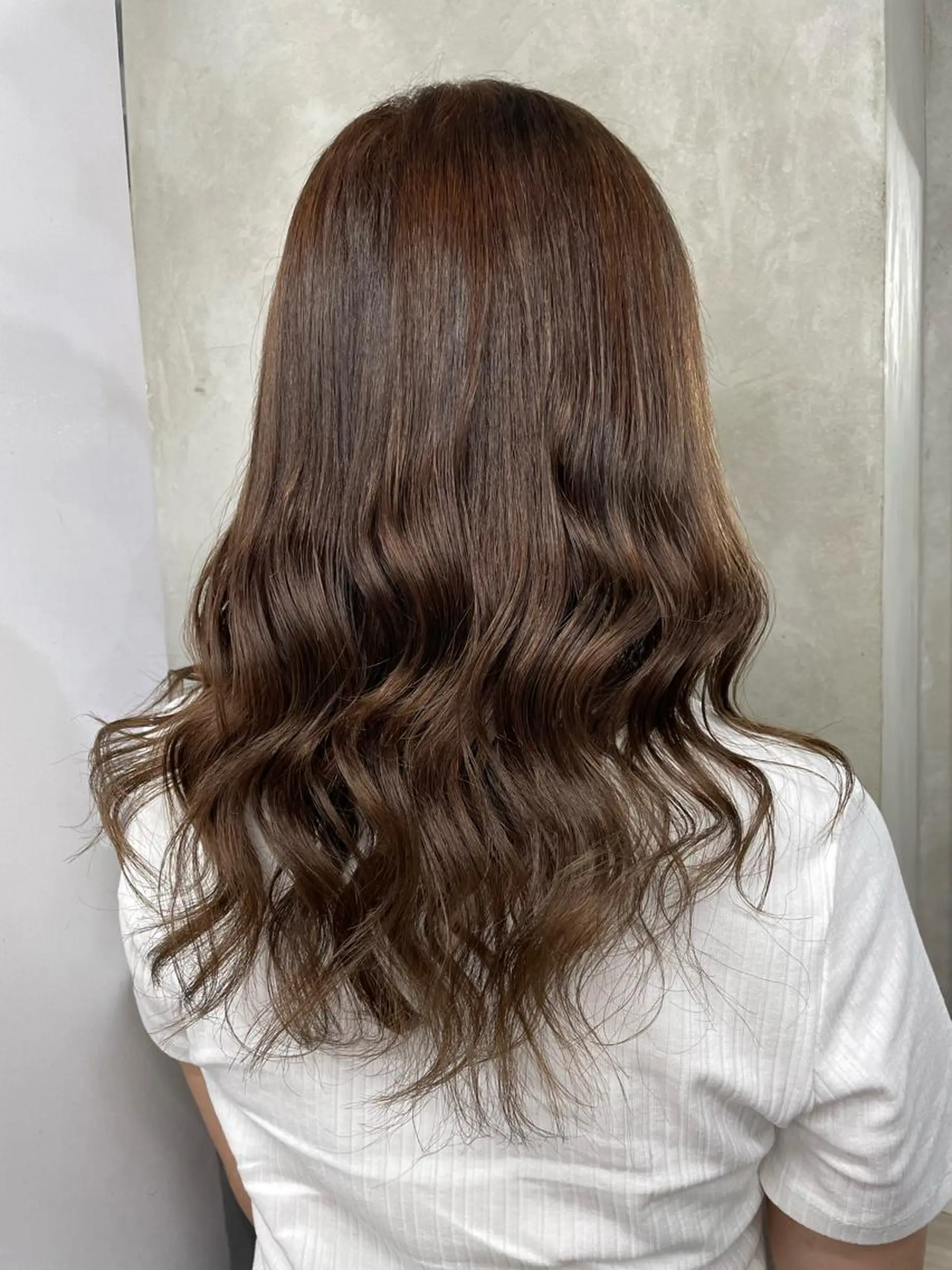 セミロング カラー 韓国レイヤー🇰🇷 美髪縮毛矯正🫧拓海のヘアスタイル