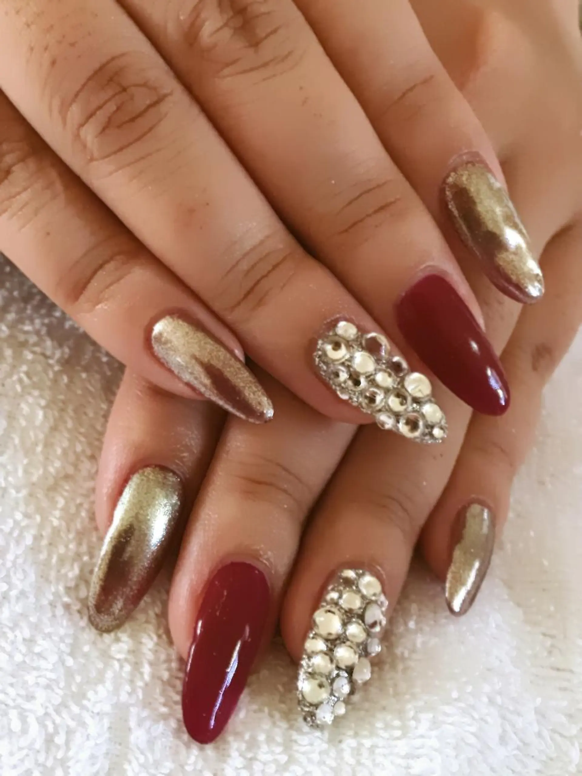 ネイル ボルドー ミラーネイル Era nailのネイルデザイン