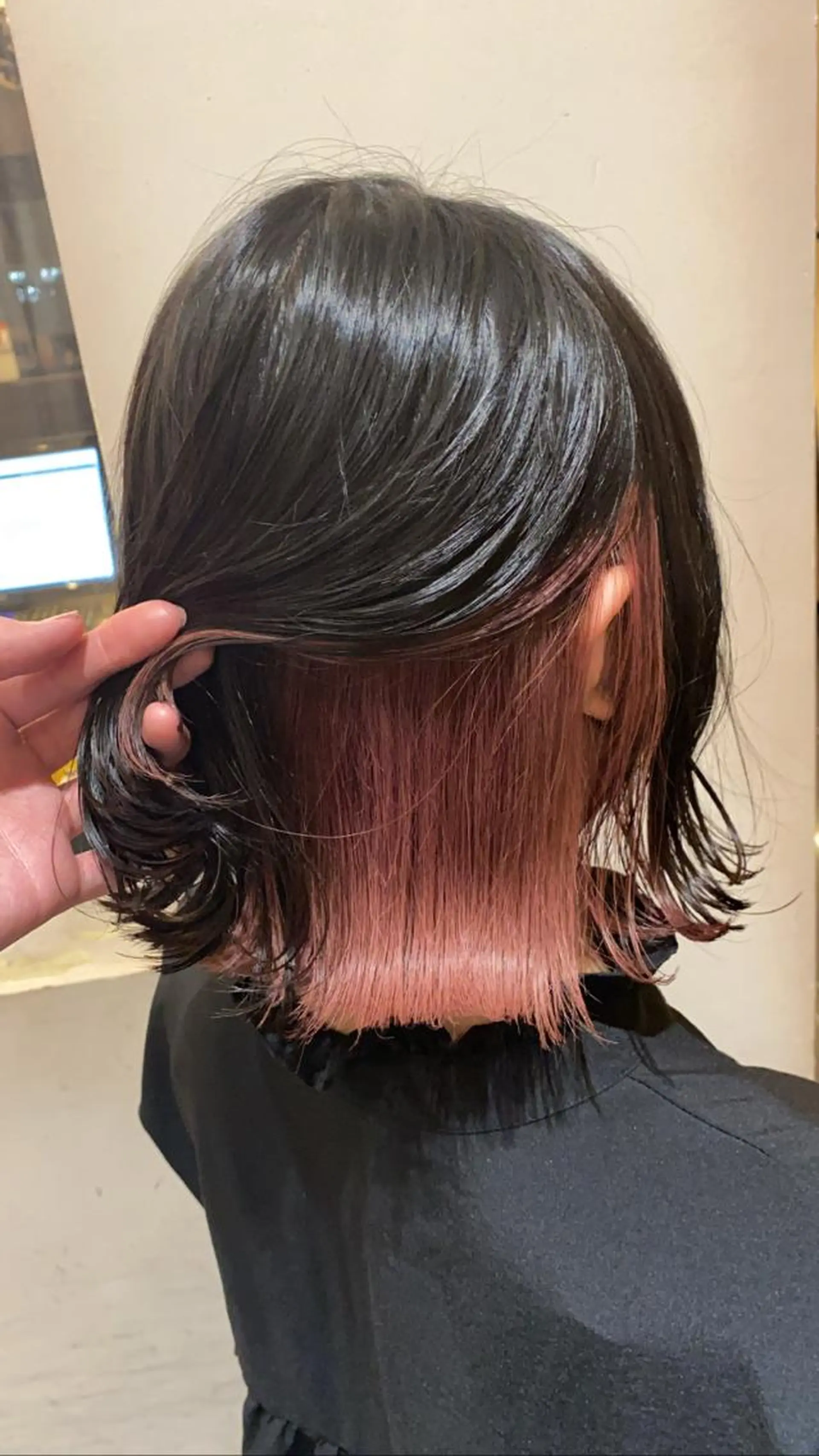 ミディアム カット ヘアカラー 道下 颯人のヘアスタイル