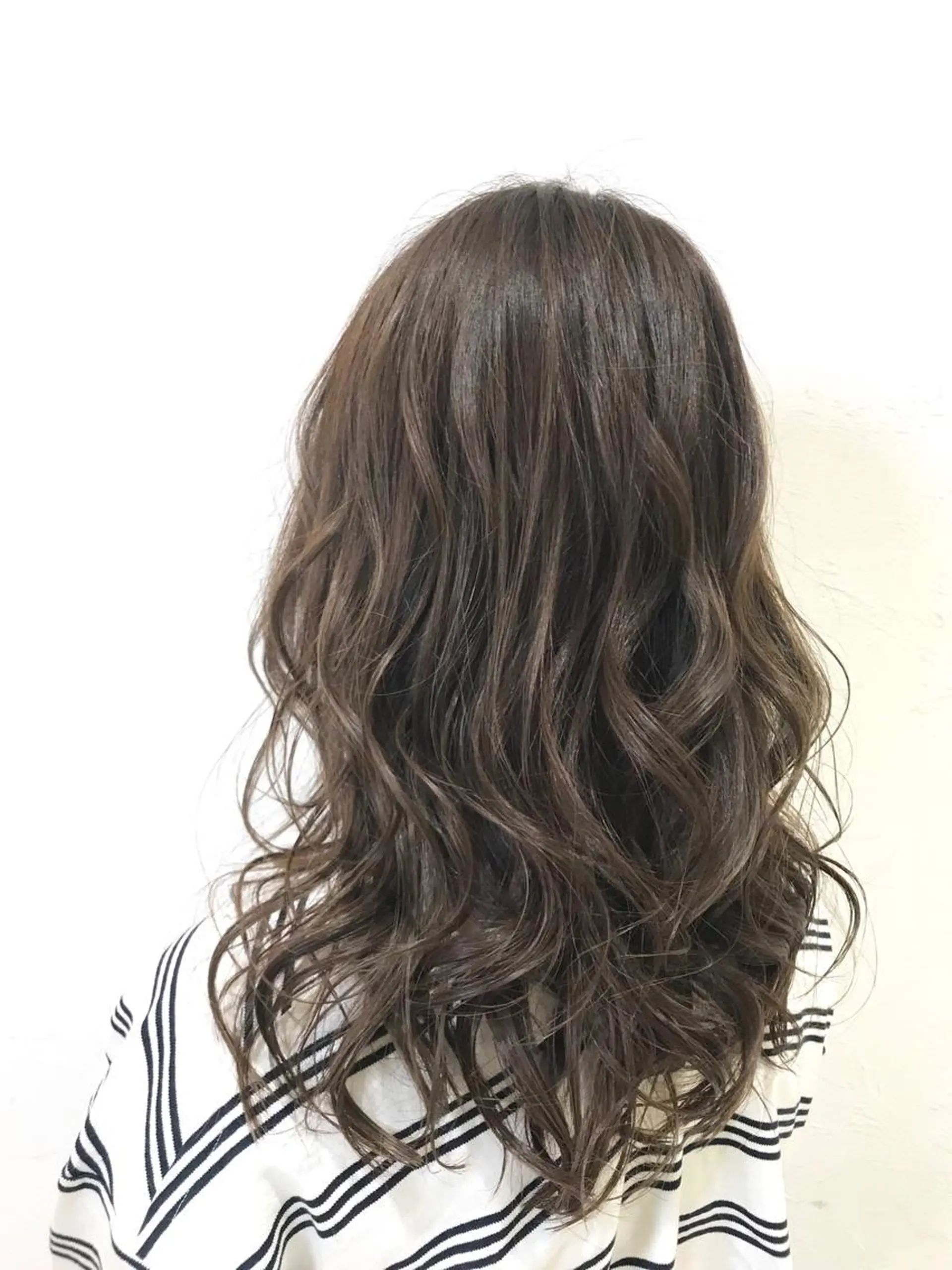 ロング カラー ✂︎newi池袋✂︎ 長谷川寛のヘアスタイル