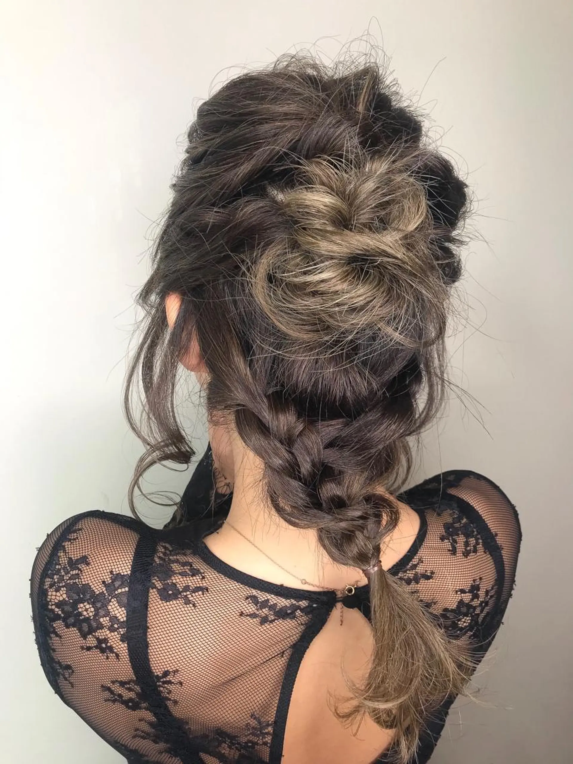 ロング ヘアアレンジ 🎊ルービック 京橋店💛のヘアスタイル