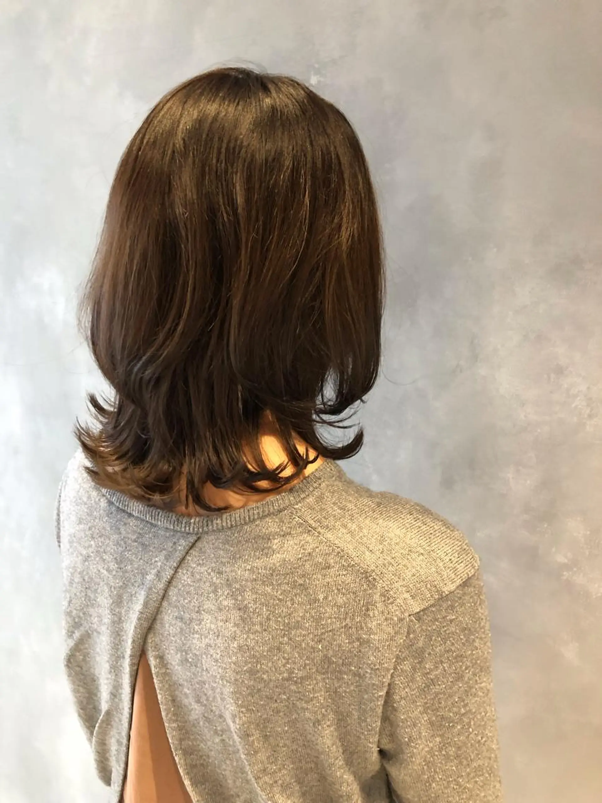 ミディアム くびれヘア 外ハネヘア ウルフカット 湯浅  隆のヘアスタイル