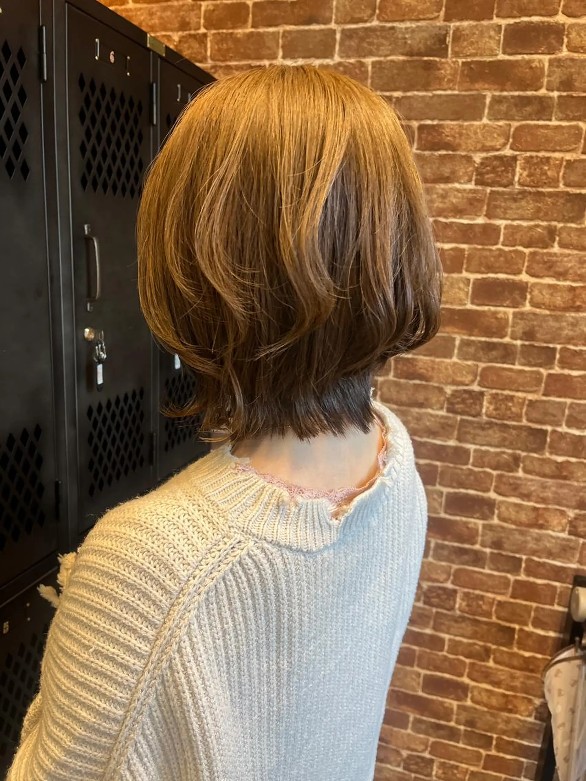 ミディアム カラー パーマ ヘアアレンジ メンズ キッズ ネイル マツエク・マツパ アイブロウ メンズブリーチ メンズハイライト メンズインナーカラー メンズ韓国風 ブリーチ 久木原 ゆりのヘアスタイル