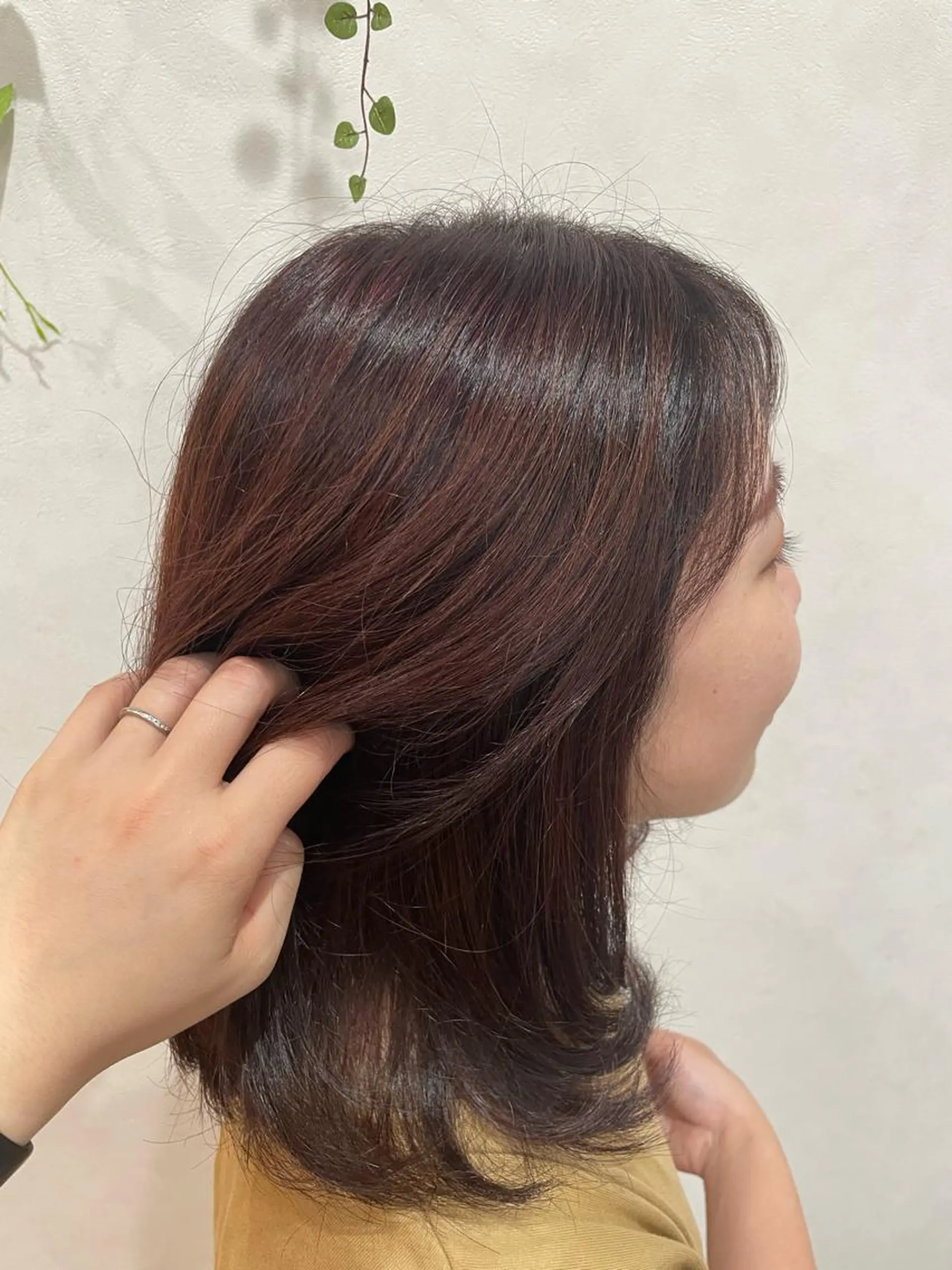 ミディアム カラー ハイライトカラー ピンクカラー ハイライト 山田 梓のヘアスタイル