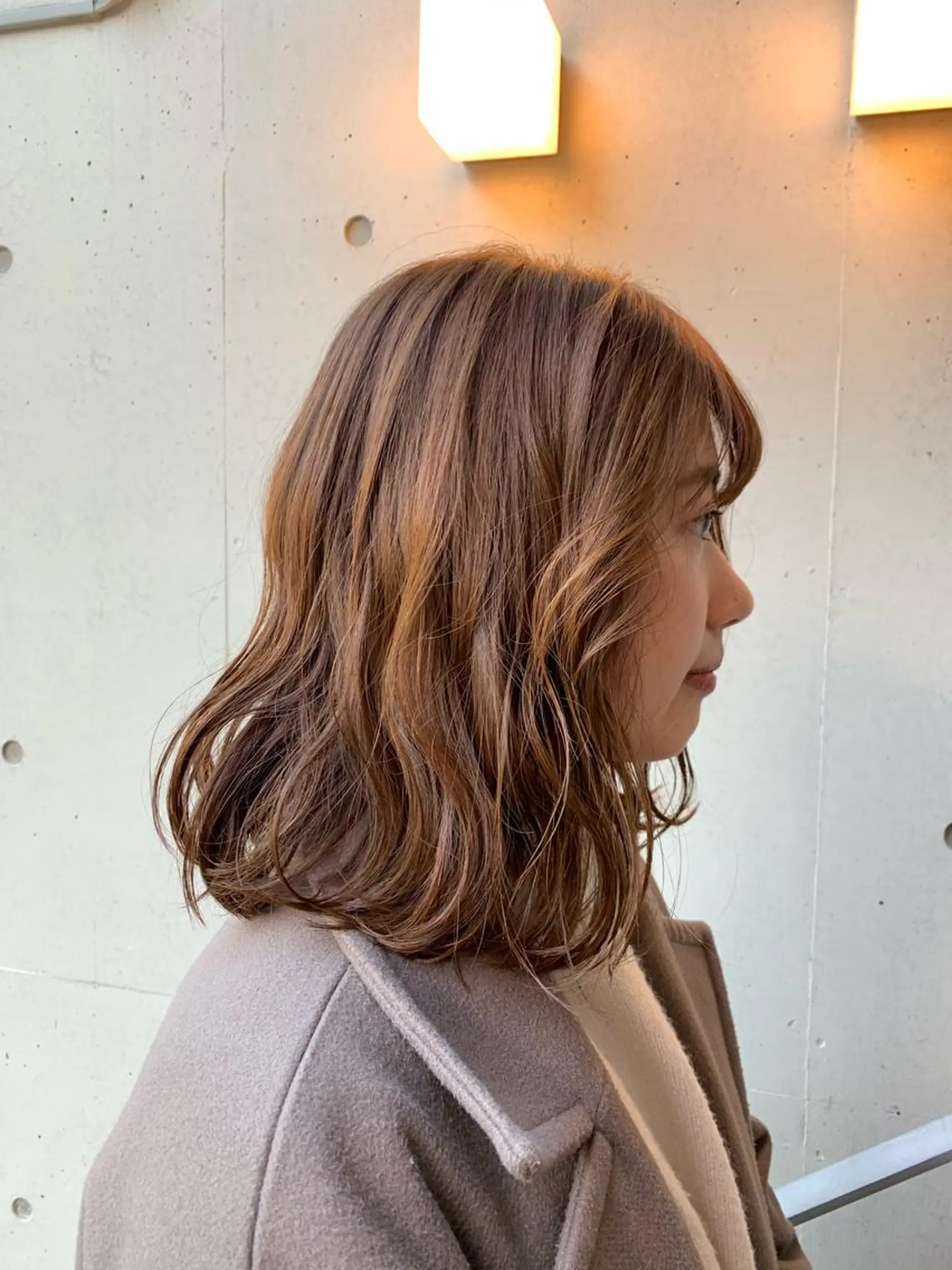 ミディアム カラー ベージュカラー 鈴木 まりやのヘアスタイル