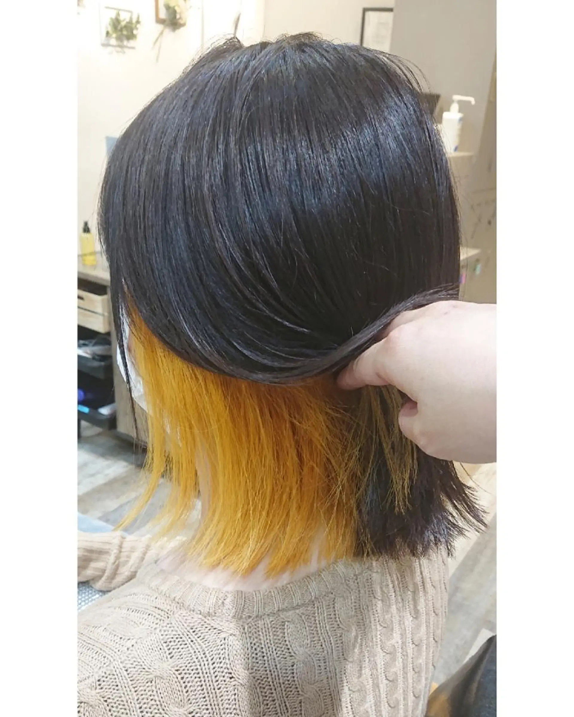 ミディアム カラー イエローカラー 艶カラー/インナー /グラデ/大西小百合のヘアスタイル