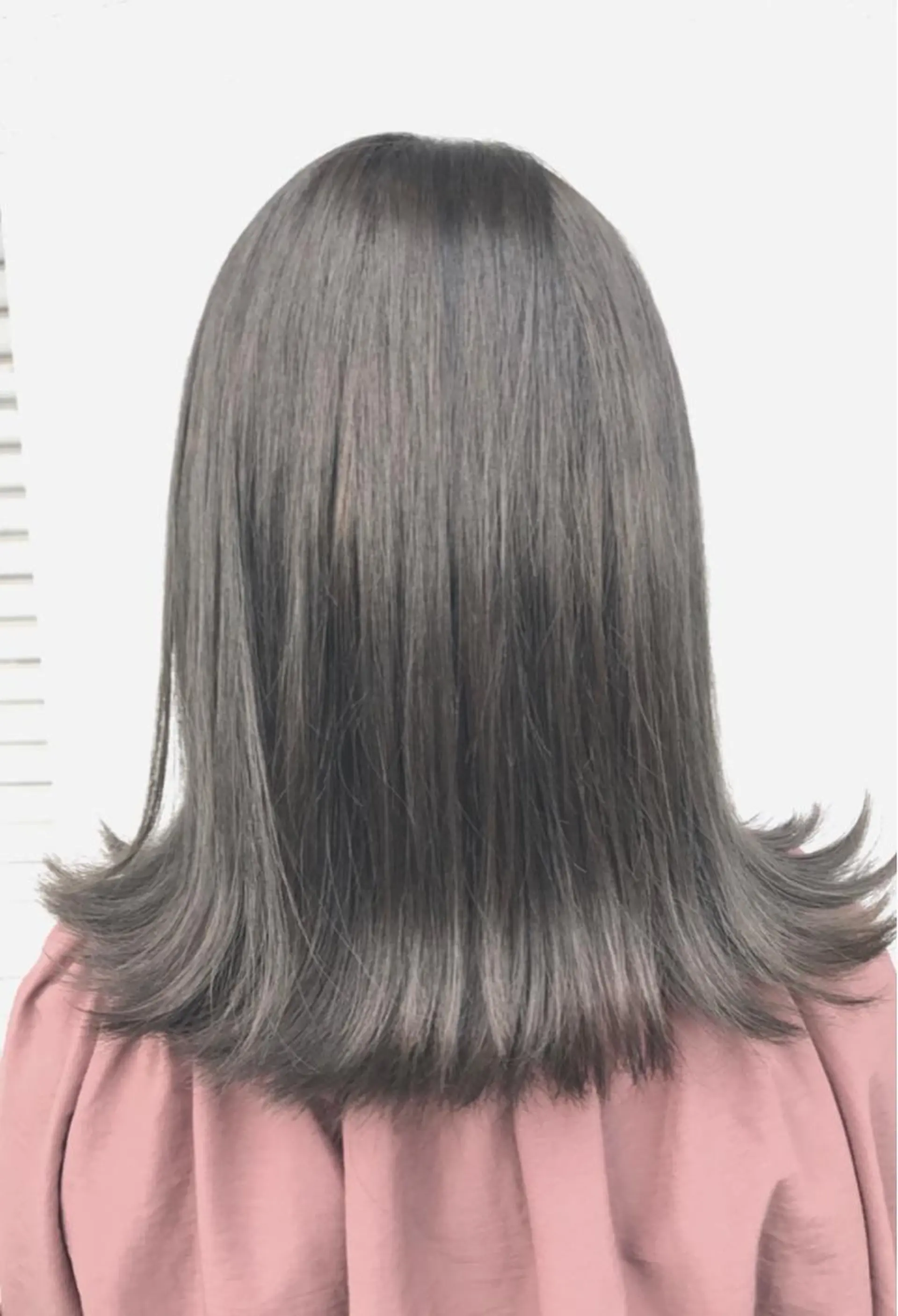 ミディアム カラー レイヤーカット匠 イソザキノリユキのヘアスタイル