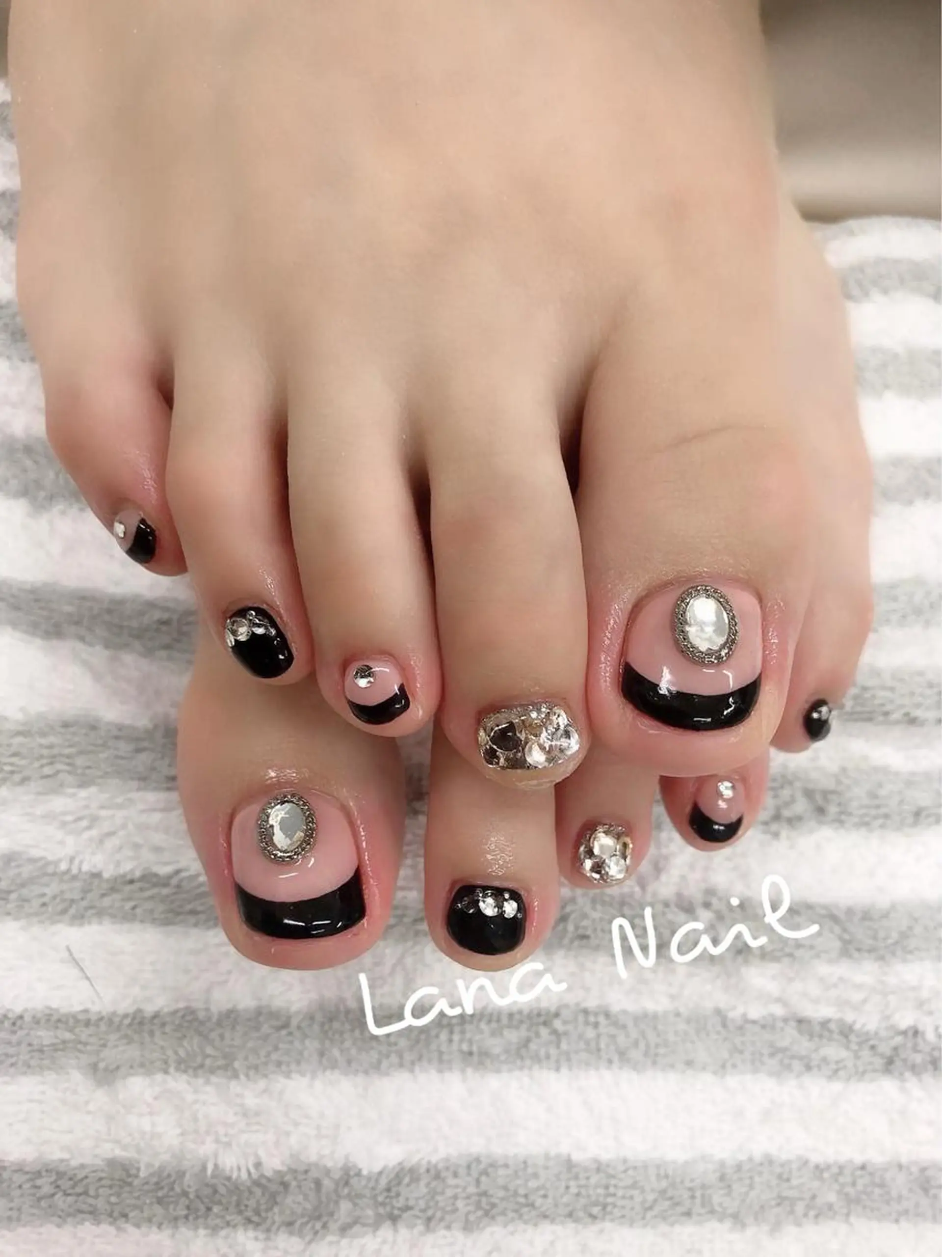 ネイル フットネイル Lana Nailのネイルデザイン