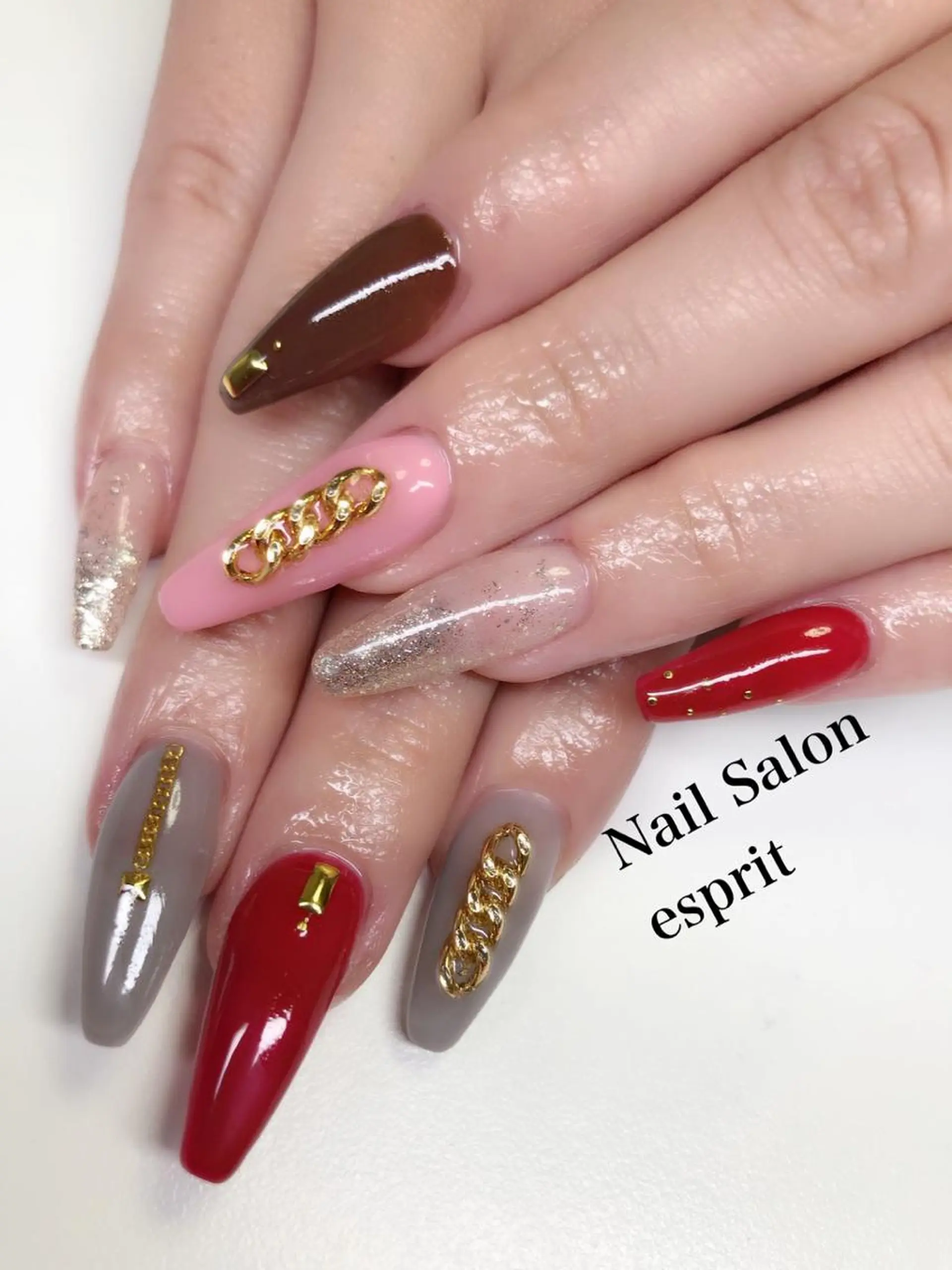 ネイル 長さ出し ロングネイル 持ち込み スカルプネイル ストーンネイル Nail Salon espritのネイルデザイン