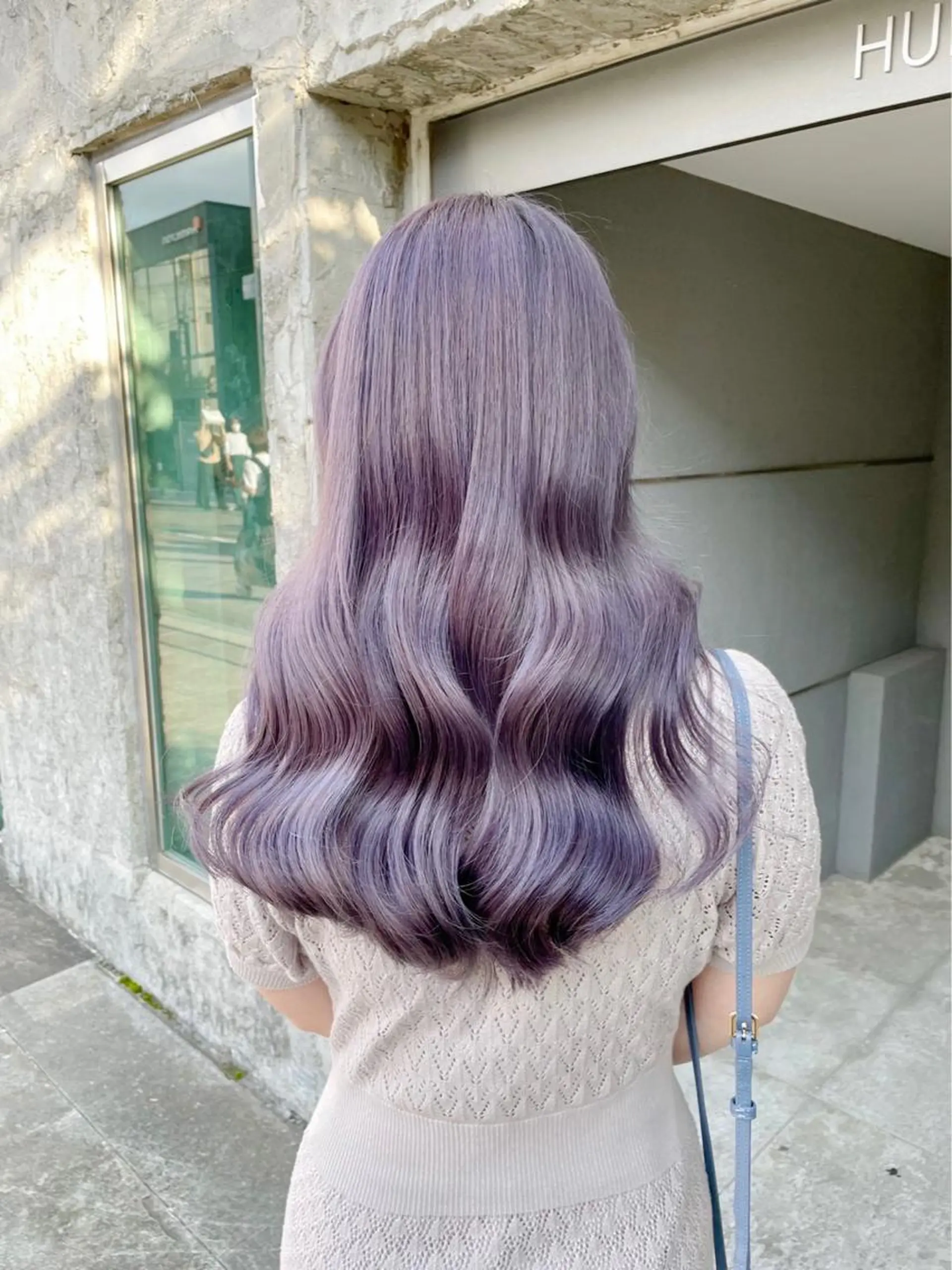 セミロング カラー ヘアアレンジ アッシュ アッシュグレー アッシュグレージュ バレイヤージュ ミストバング ヘアカラー トリートメント 柔らかカラー/ レイヤーYUTO🧋のヘアスタイル