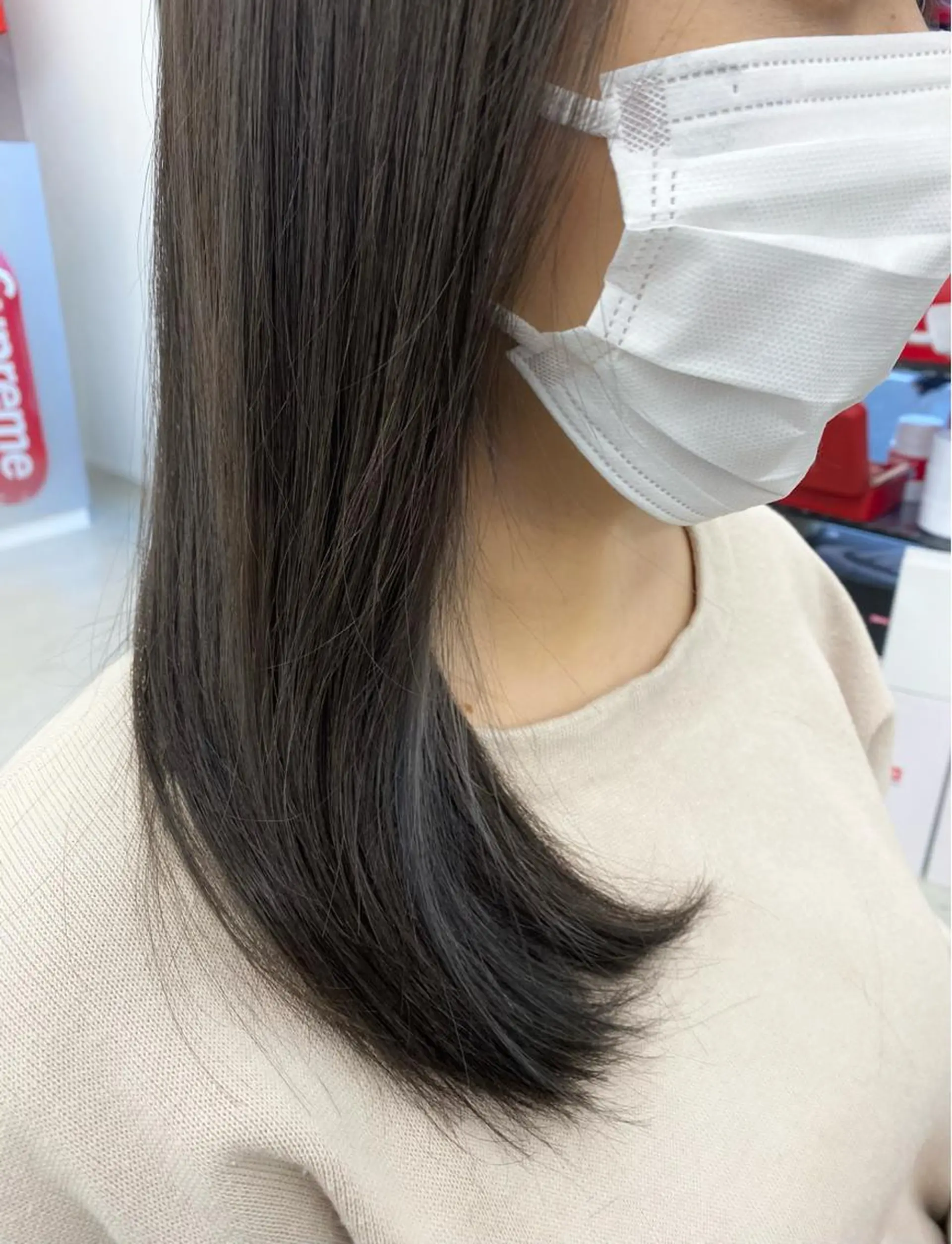 カラー MEMENTO YUZUのヘアスタイル