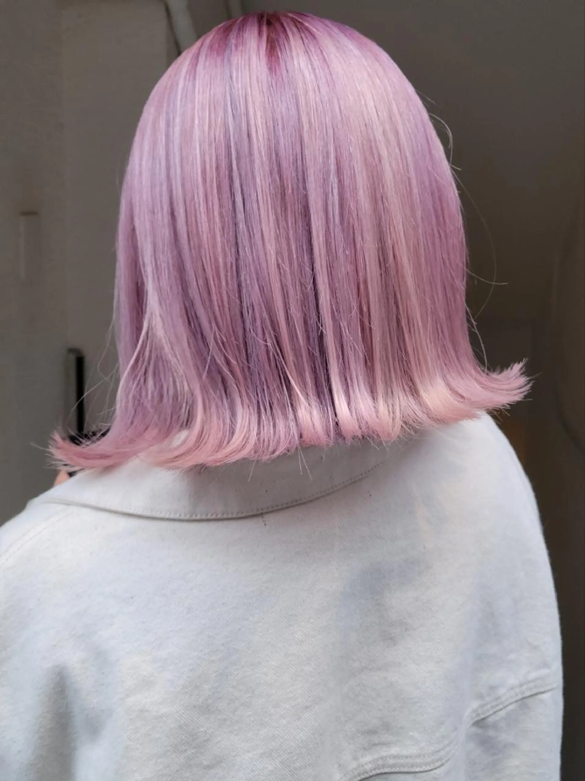 ミディアム カット ヘアカラー トリートメント 🇰🇷透明感×ハイ トーン🌟tomoのヘアスタイル