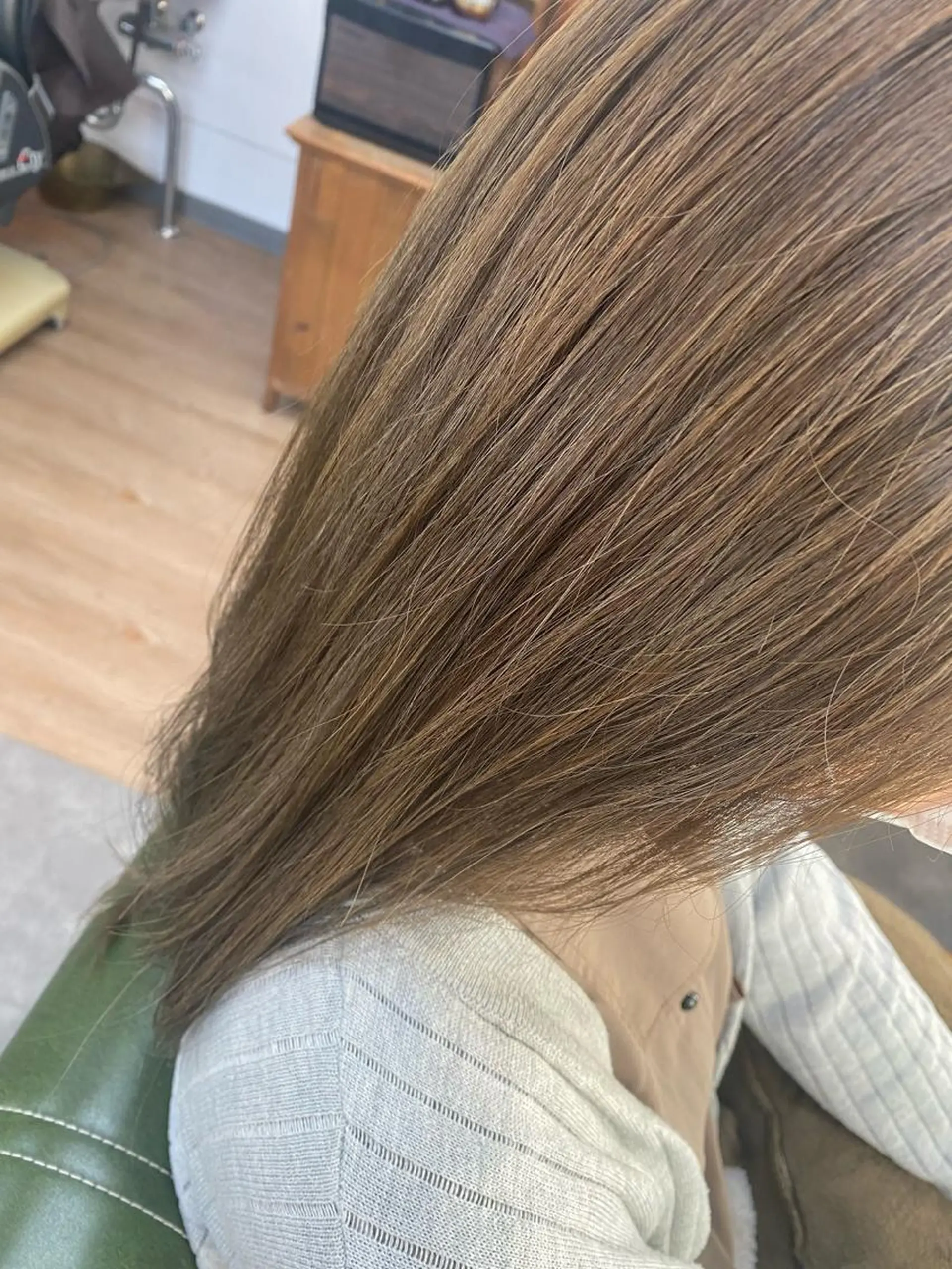 ロング カット ヘアカラー トリートメント 永沼 真依のヘアスタイル