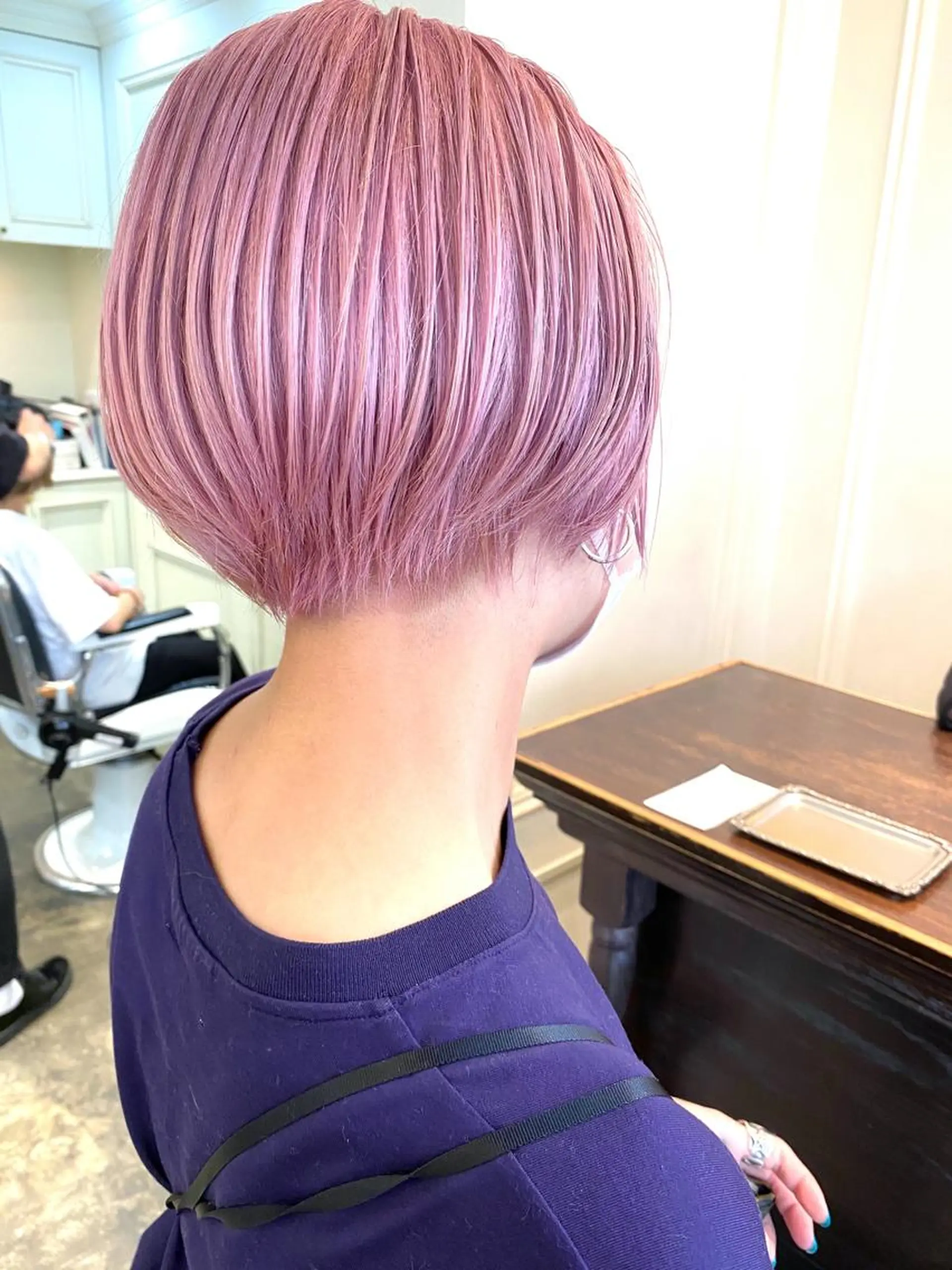 ショート カラー ピンクカラー カット ヘアカラー トリートメント 大西 直人のヘアスタイル