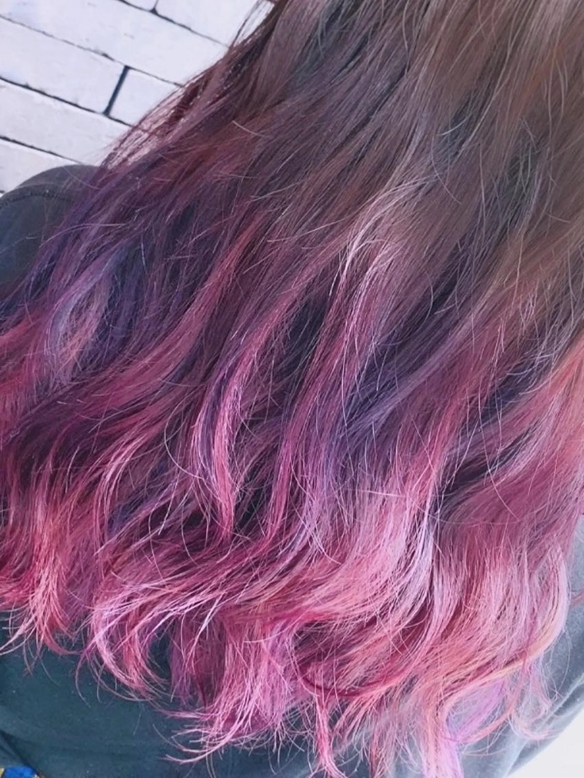 セミロング カラー ☁️ケアブリーチ￤ ウルフ￤Shioriのヘアスタイル