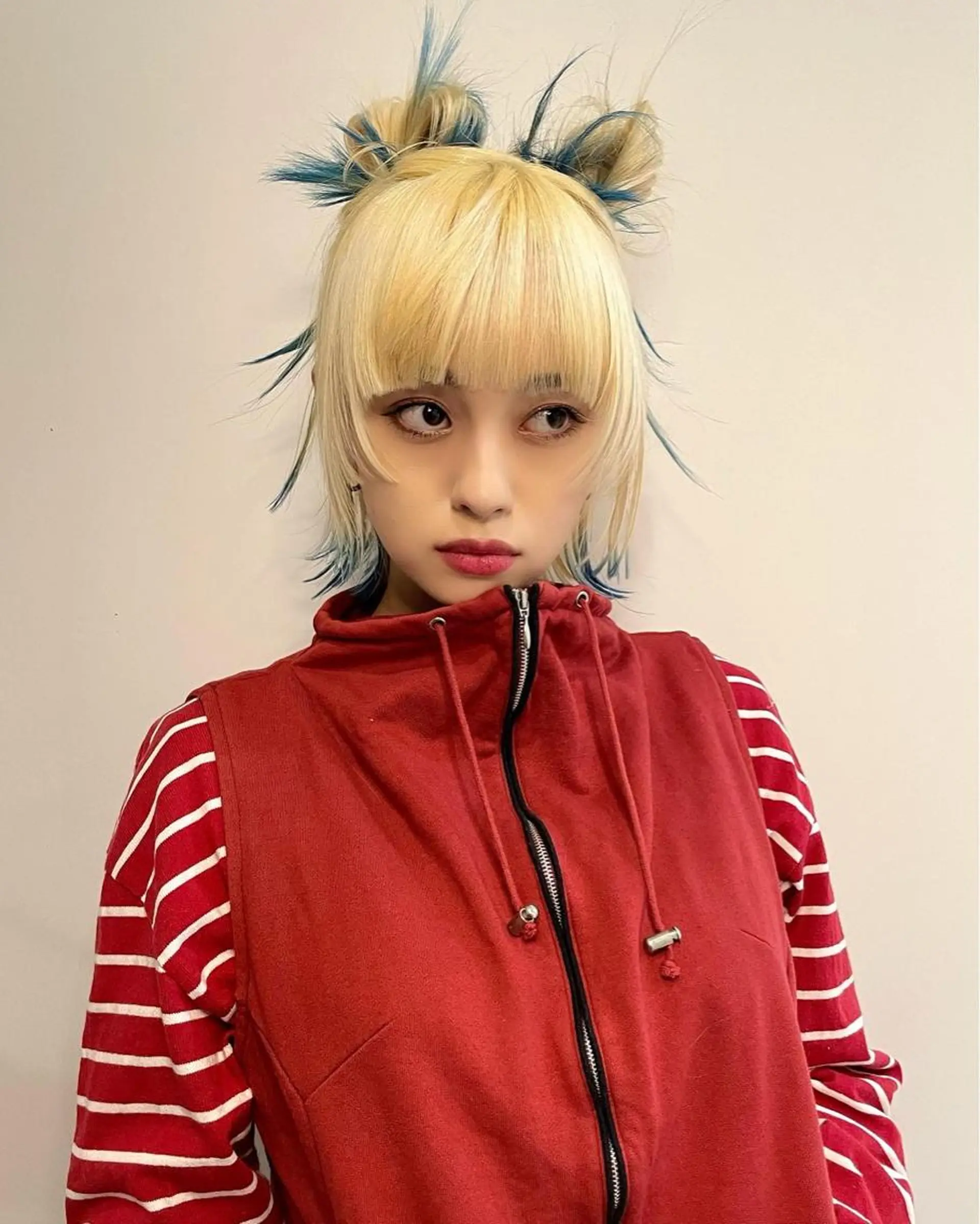 ショート カラー カット ヘアカラー トリートメント ブリーチ🪡 ボブ🧶レイヤーのヘアスタイル