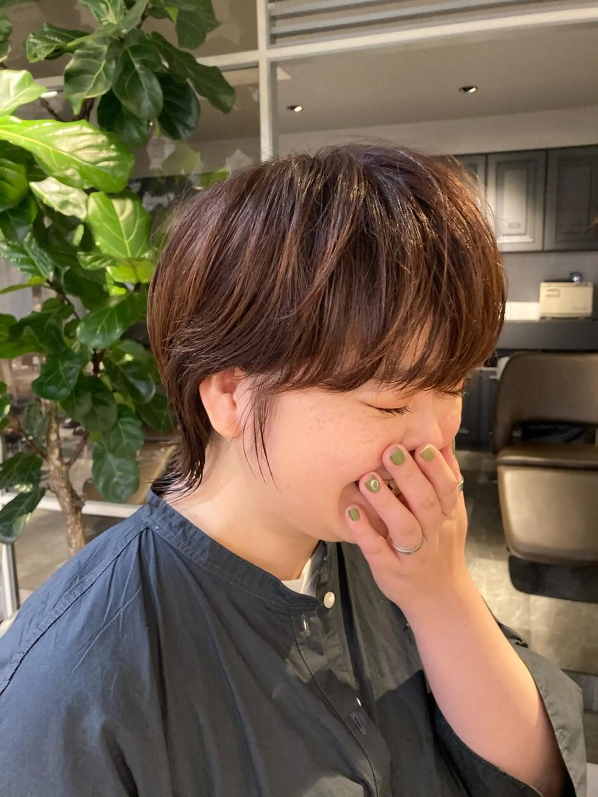 ショート カラー ブラウンカラー オレンジ オレンジブラウン 宮城 星のヘアスタイル