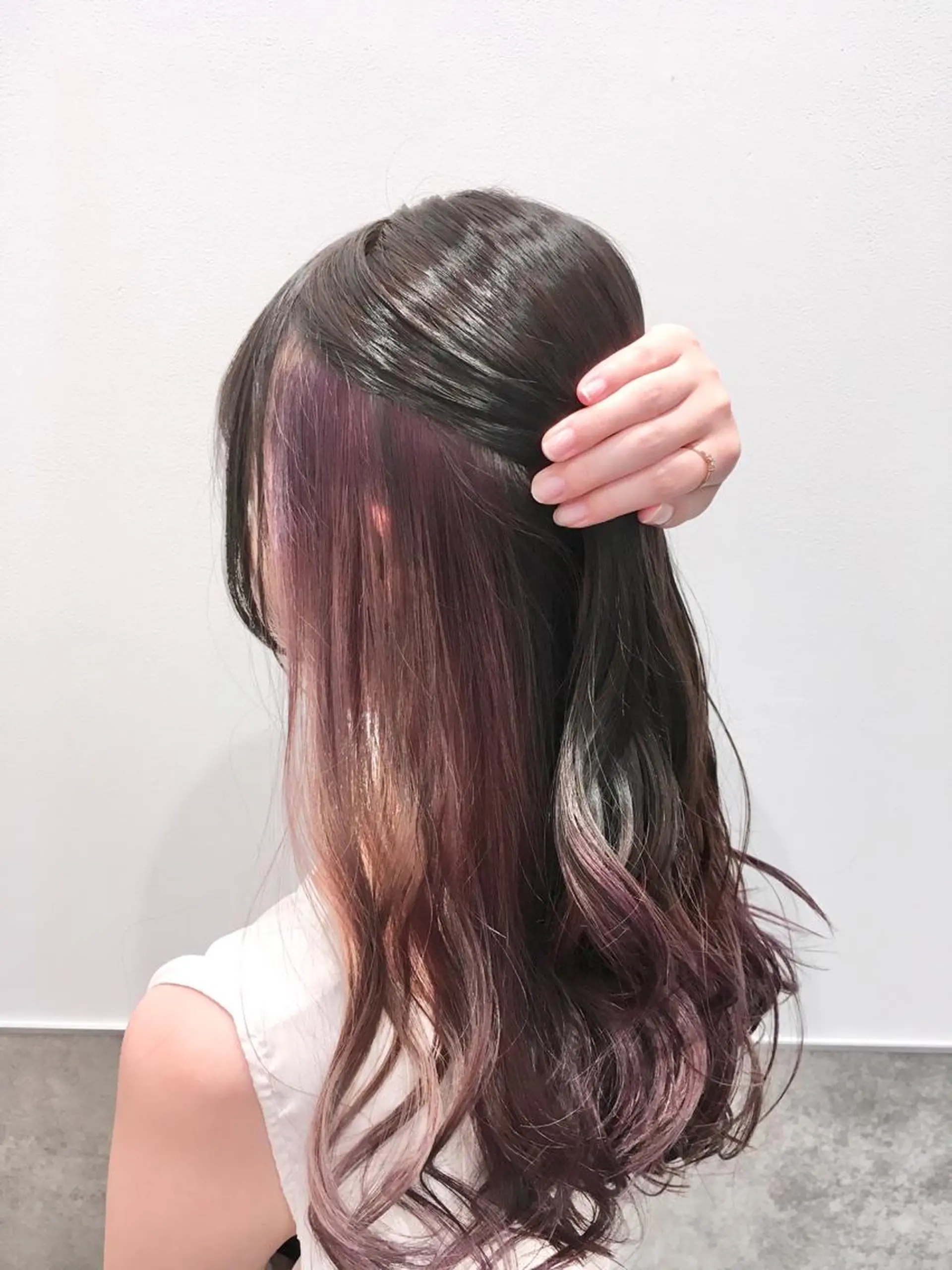 ロング カラー インナーカラー ヘアカラー トリートメント ヘアセット yoshi ☆のヘアスタイル