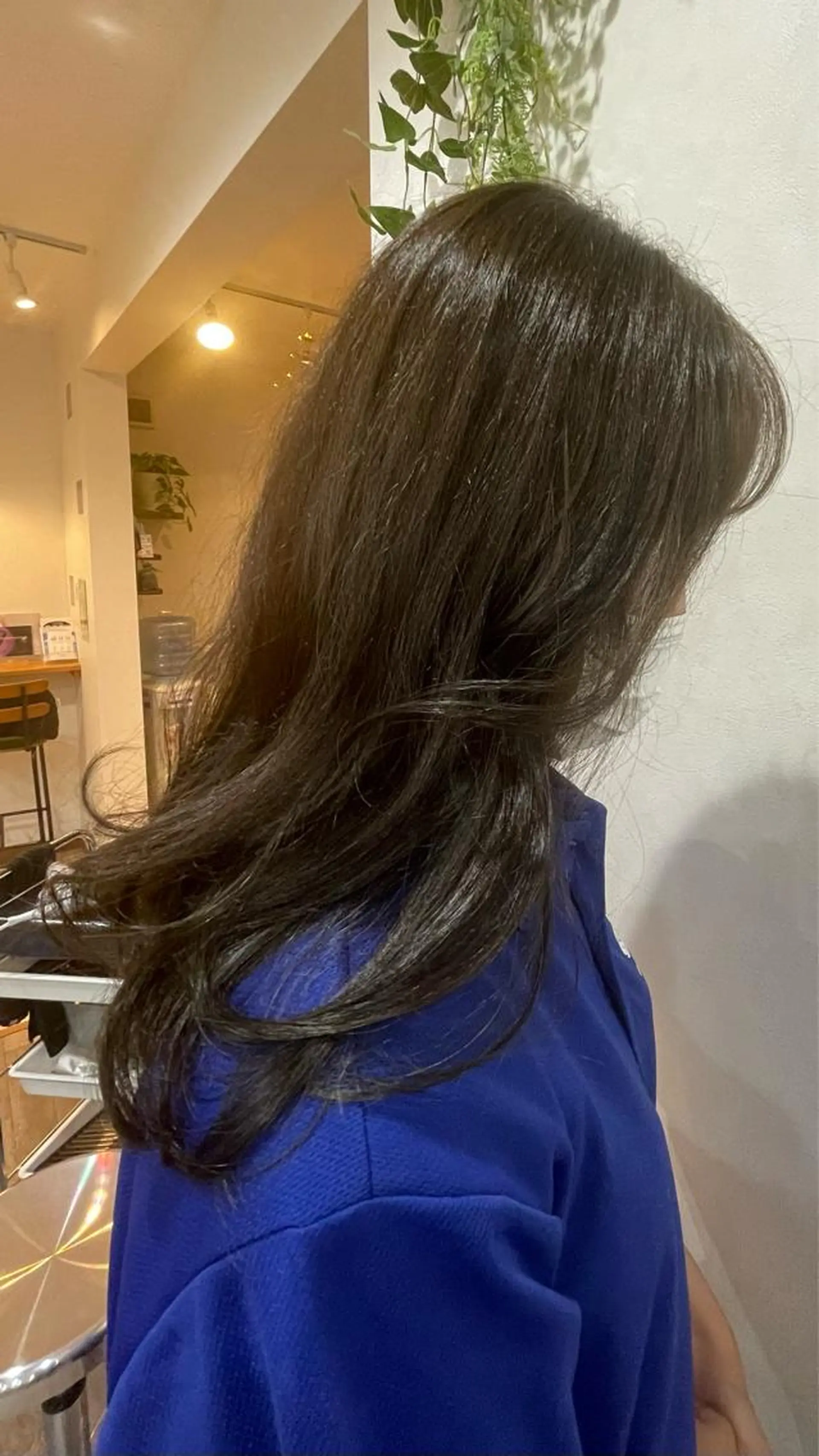 ロング カラー 山田 梓のヘアスタイル