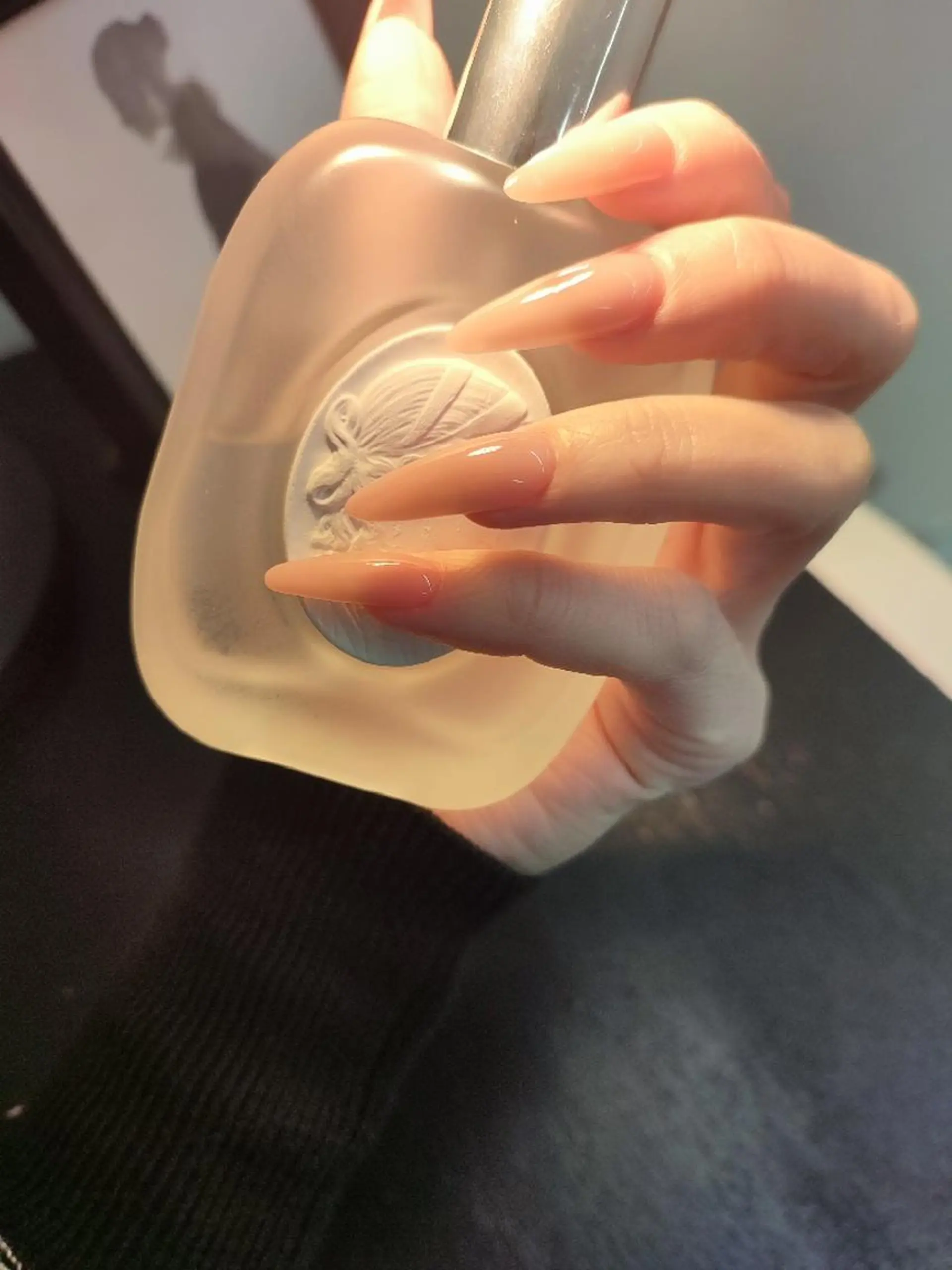 ネイル RUNWAY 　　の眉毛・アイブロウイメージ