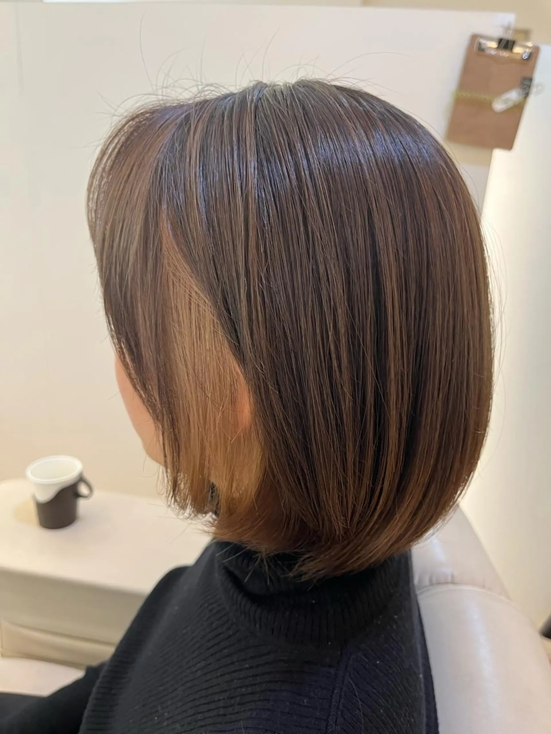 ショート カラー ベージュカラー ブリーチ イヤリングカラー 後藤 瑞季のヘアスタイル