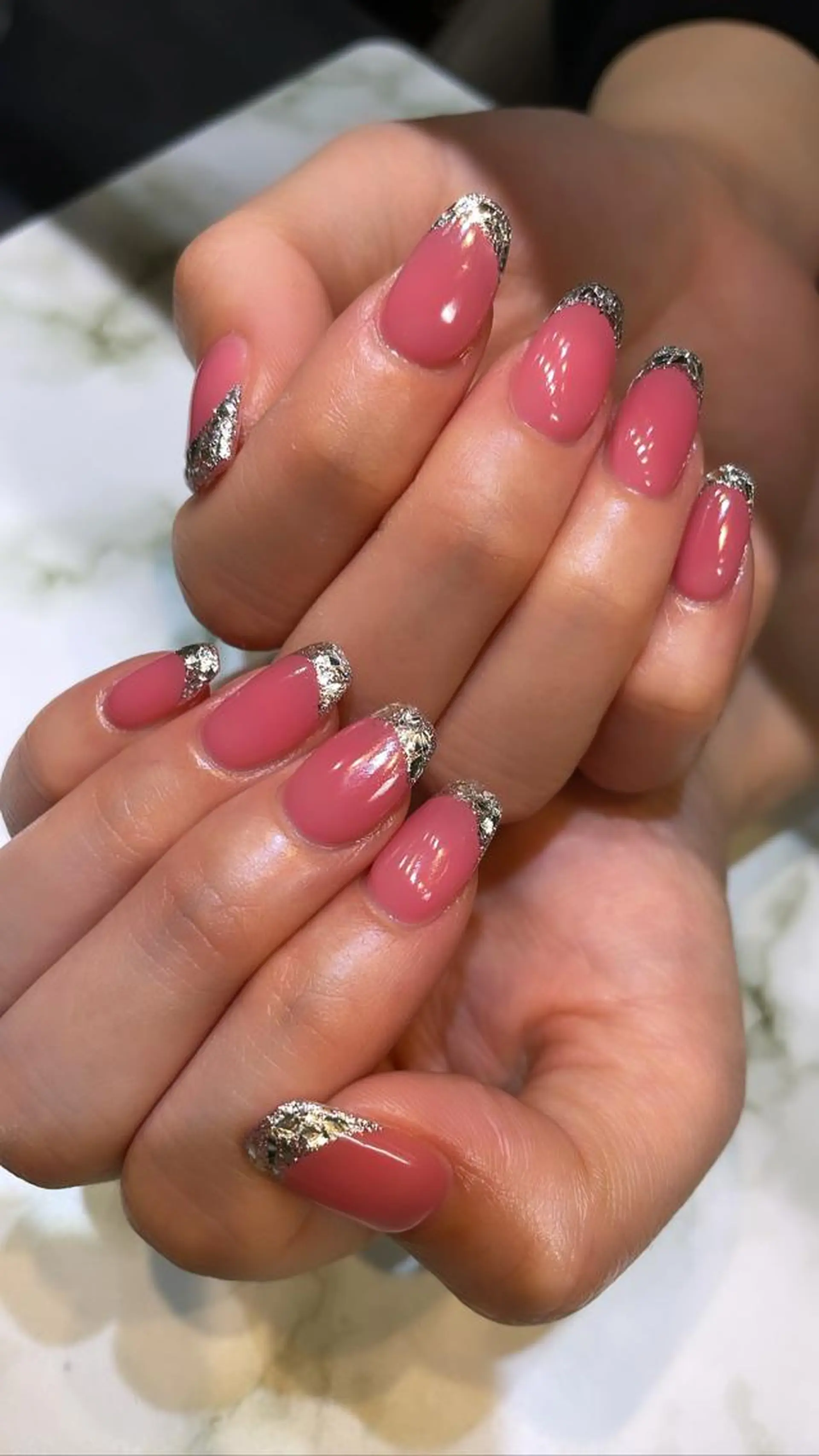 ネイル フレンチネイル ガラスフレンチ 関根 未来のネイルデザイン