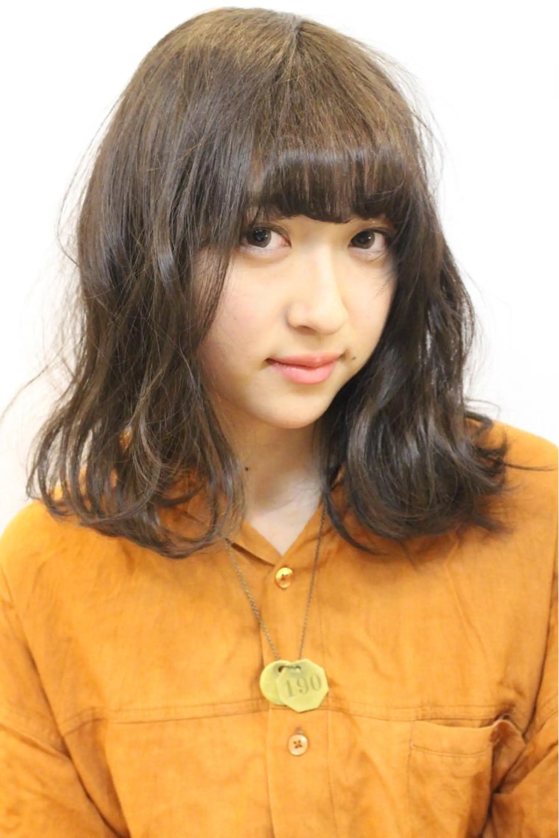 ミディアム カラー パーマ 安達 俊亮のヘアスタイル