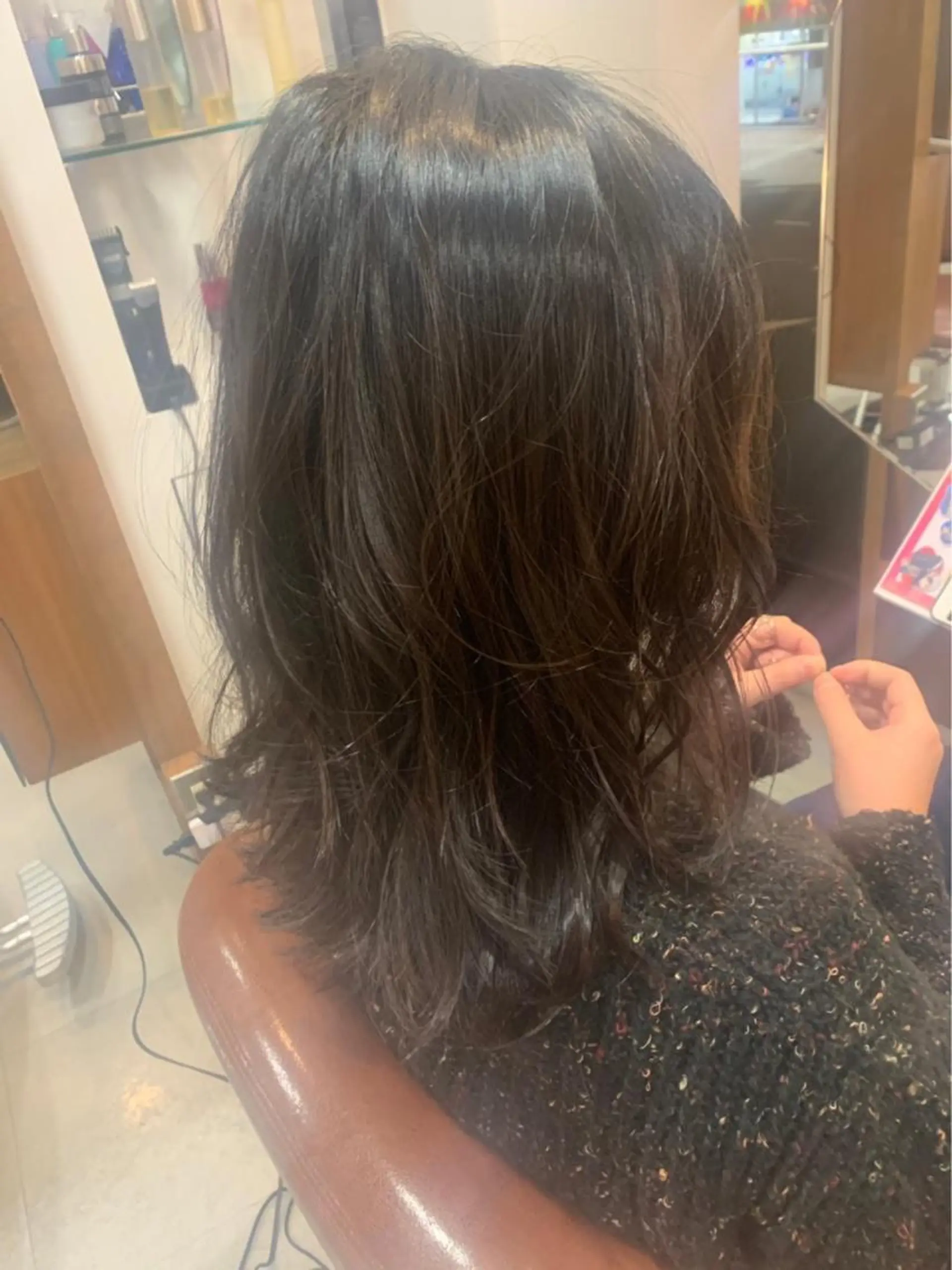 カラー 竹谷 奈津実のヘアスタイル