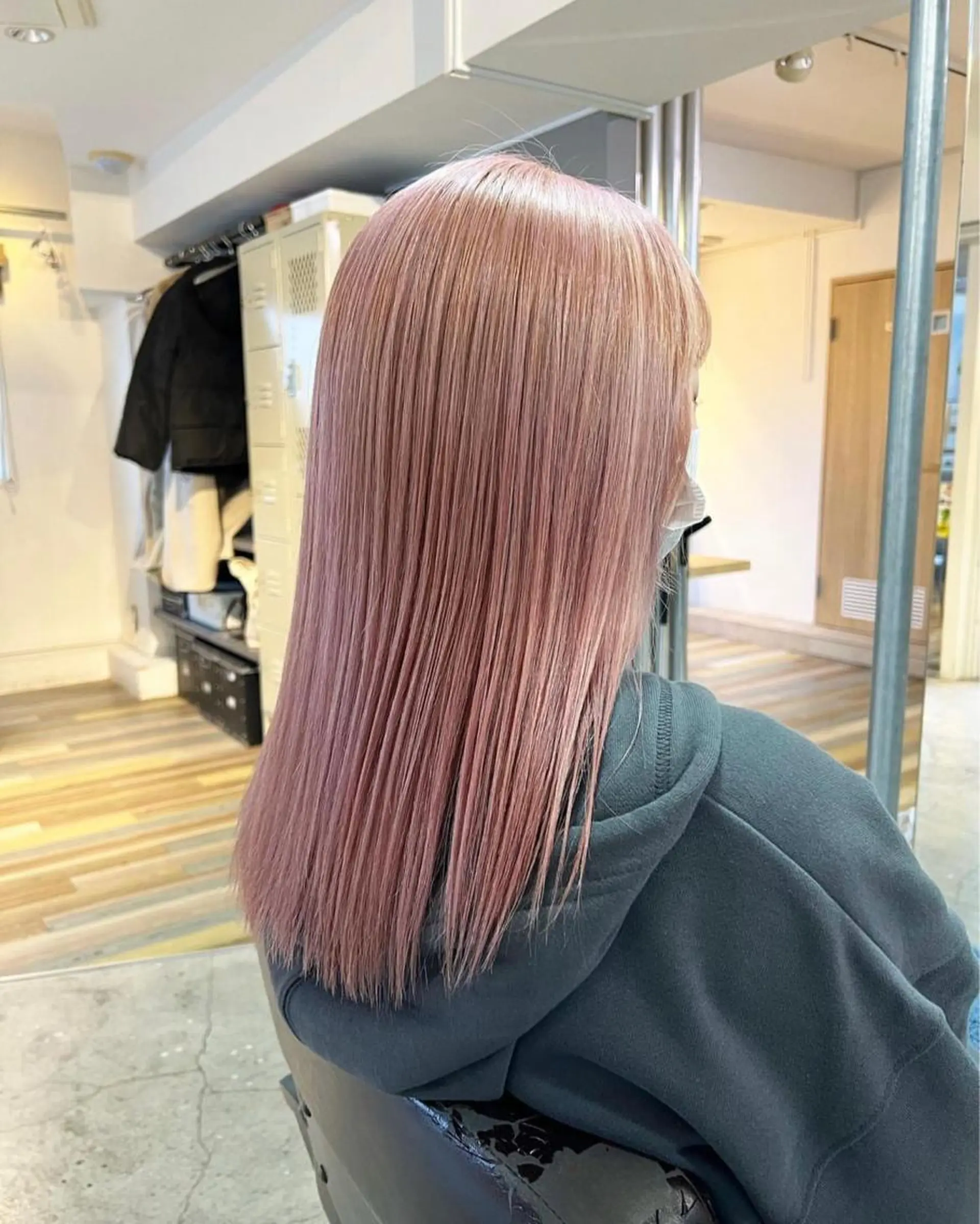 ミディアム カラー ヘアカラー トリートメント happy  man 🌸クロスパーマ🌸のヘアスタイル
