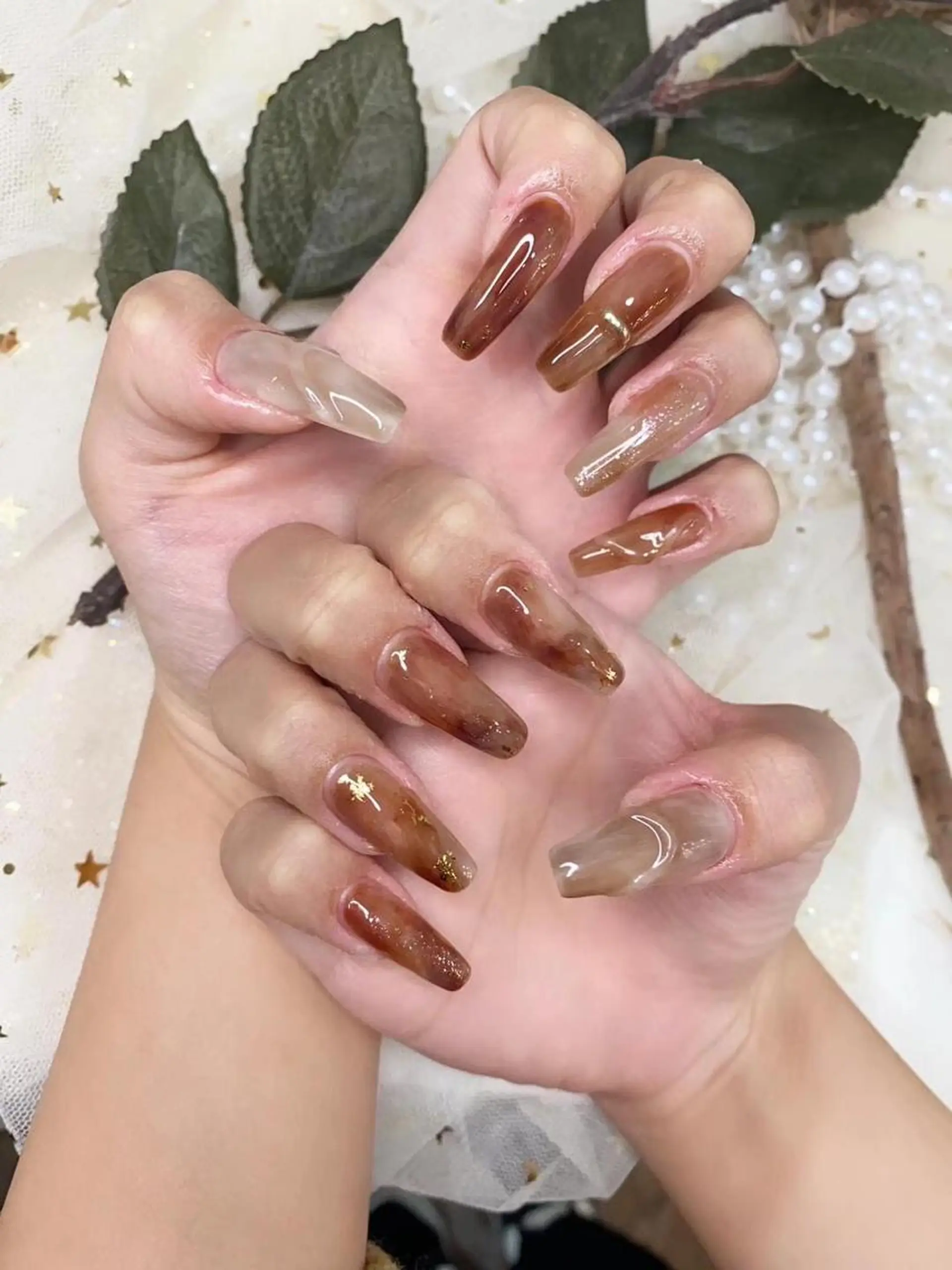 ネイル アートネイル ブラウン ニュアンスネイル babarla Nailのネイルデザイン