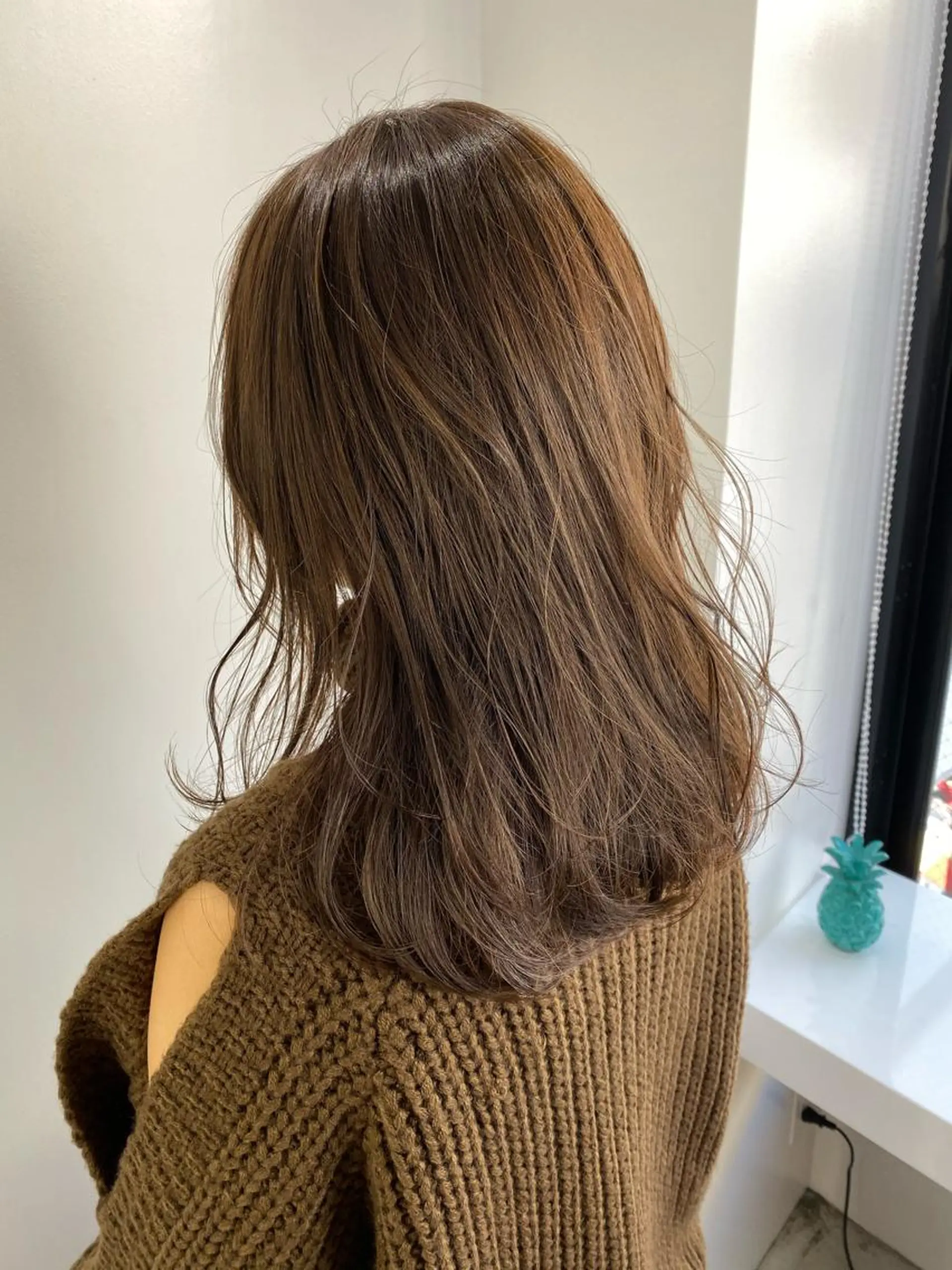 ミディアム カット ヘアカラー トリートメント 海外デザイン🇺🇸 石渡諒太のヘアスタイル