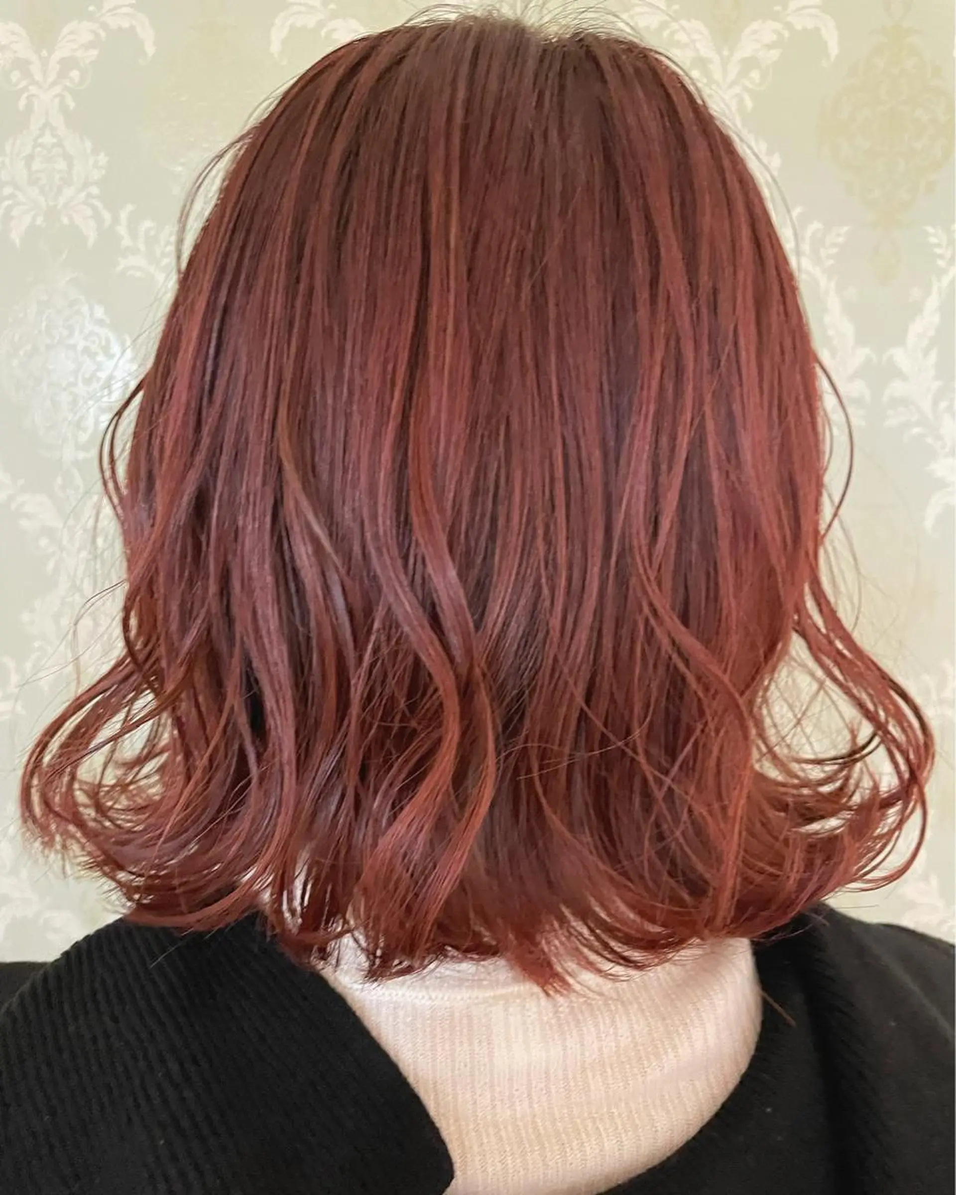 ミディアム EARTH中島 秋桜久のヘアスタイル