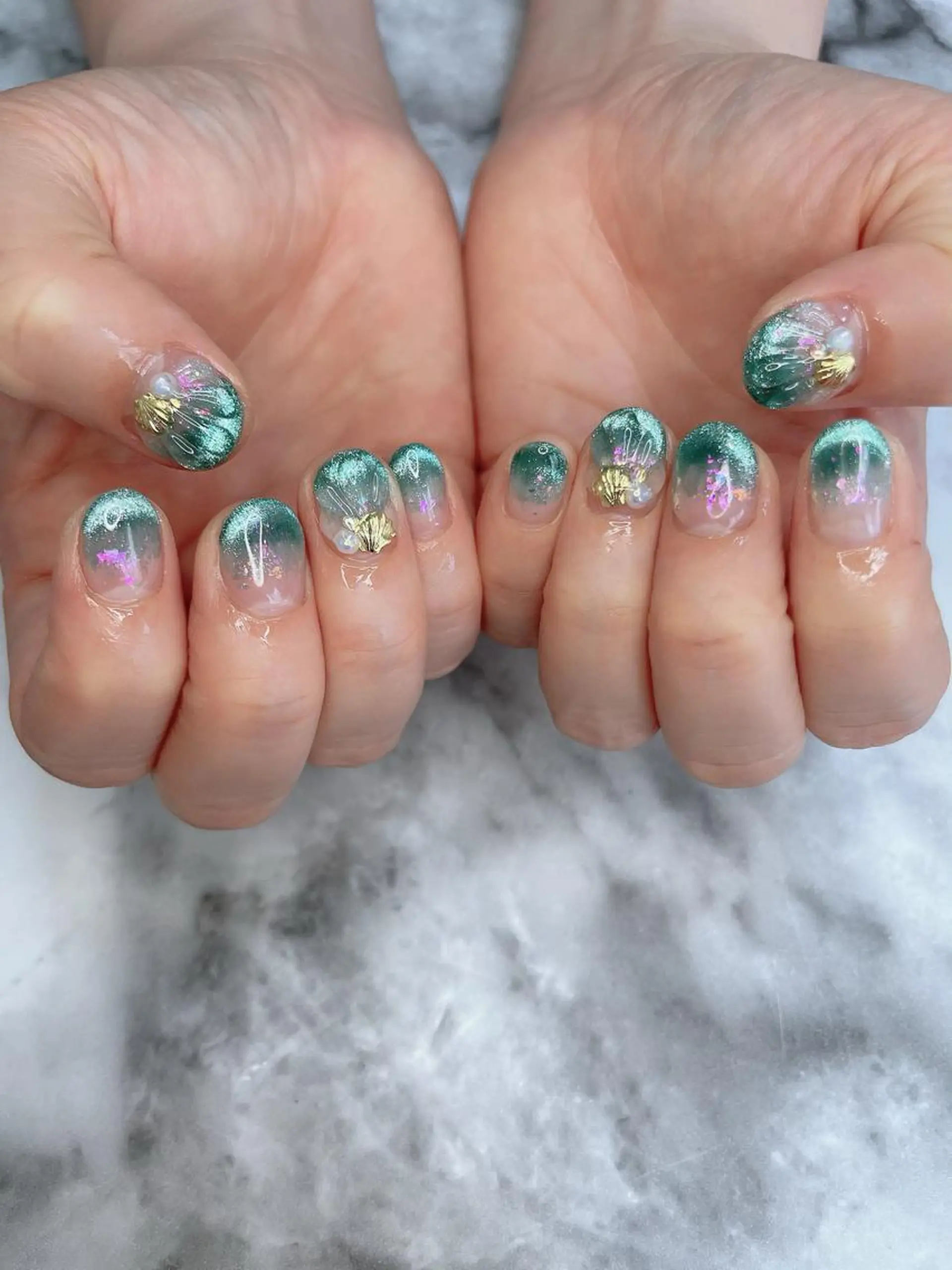 ネイル マグネットネイル ハンドネイル salon de belnetta所属・Kayo 💅のネイルデザイン