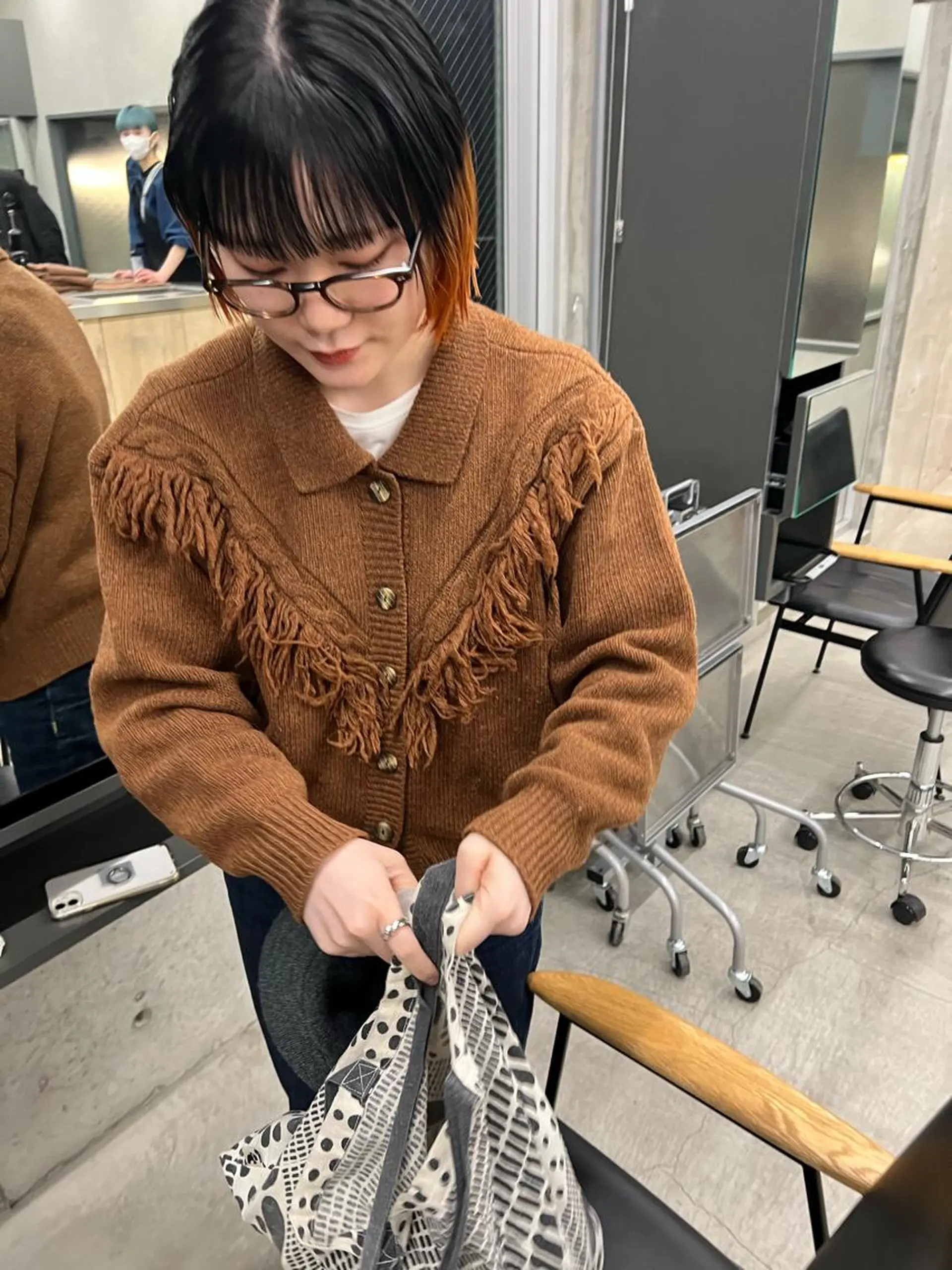 ショート カラー ブリーチ グラデーションカラー オレンジ カット ヘアカラー トリートメント sakoda shunkiのヘアスタイル