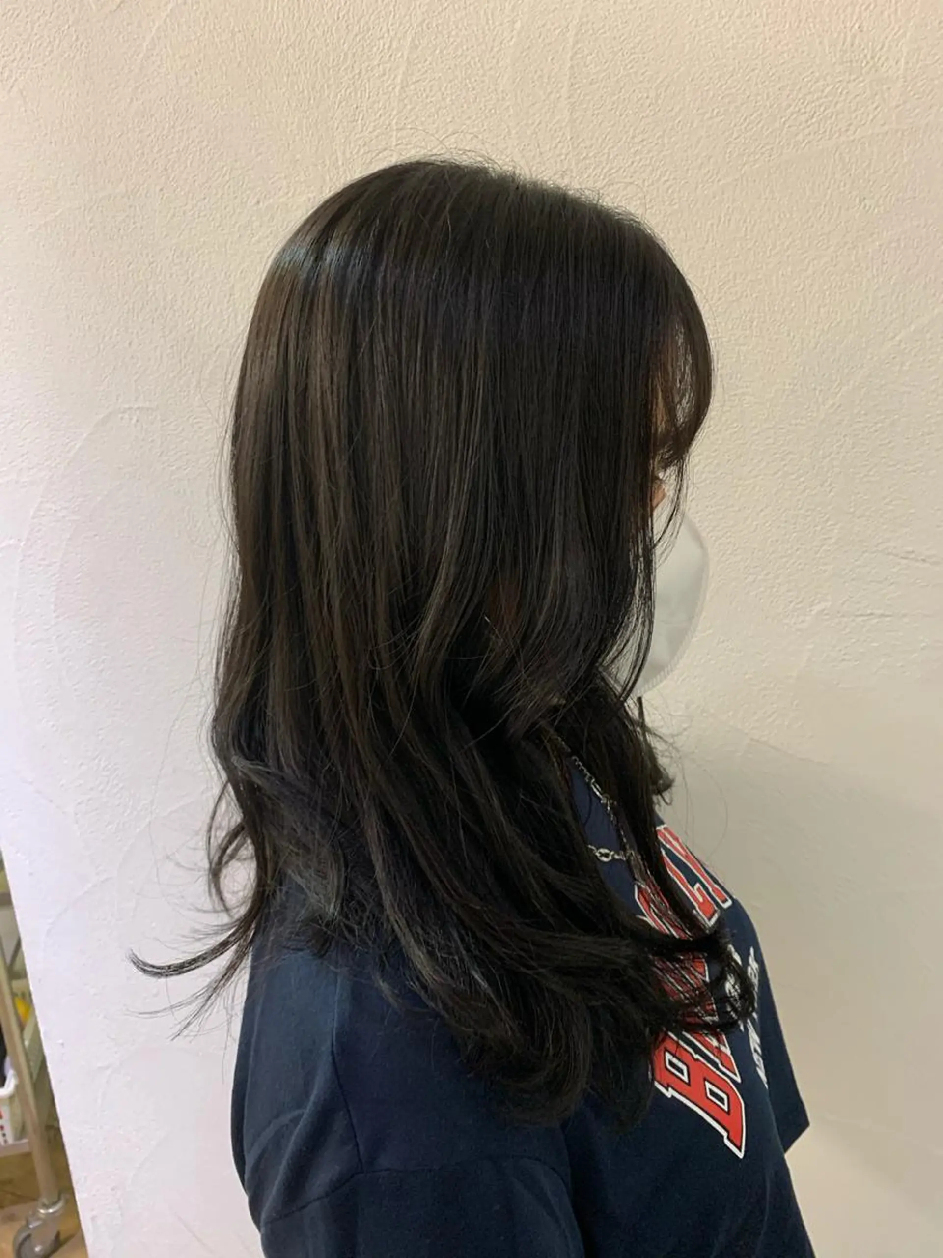 ミディアム 岡田 陸のヘアスタイル