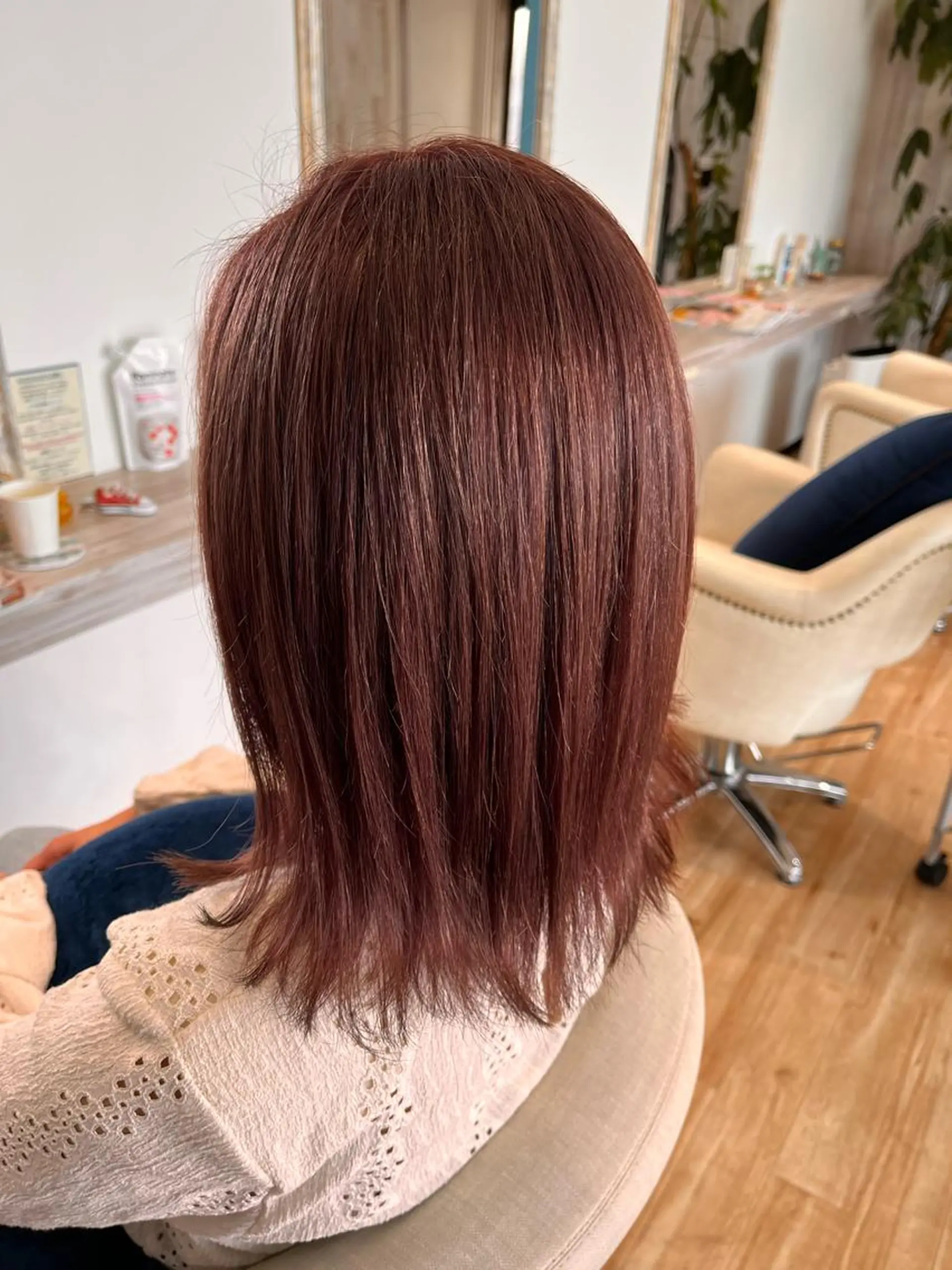 カラー ベージュカラー ピンクカラー ピンクベージュ Atelier 大内のヘアスタイル