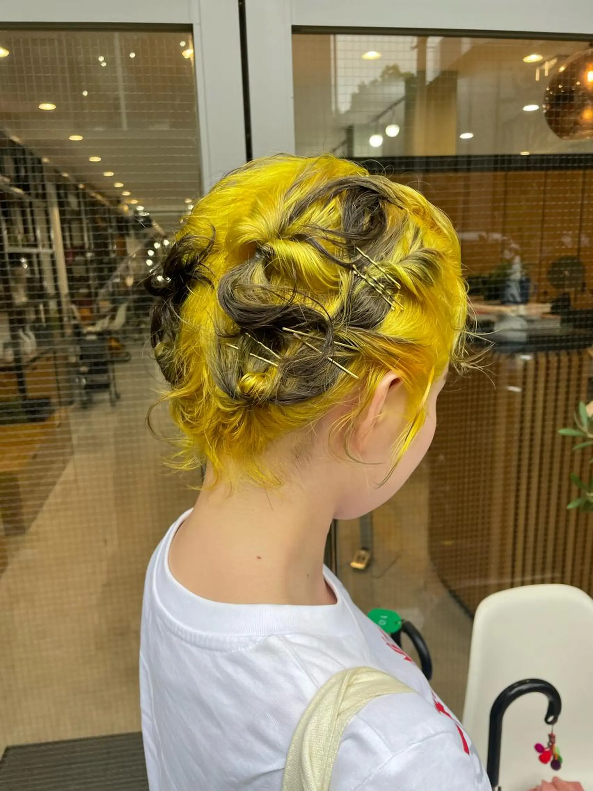 ショート カラー ヘアアレンジ しの　ゆきの THE REMMYのヘアスタイル