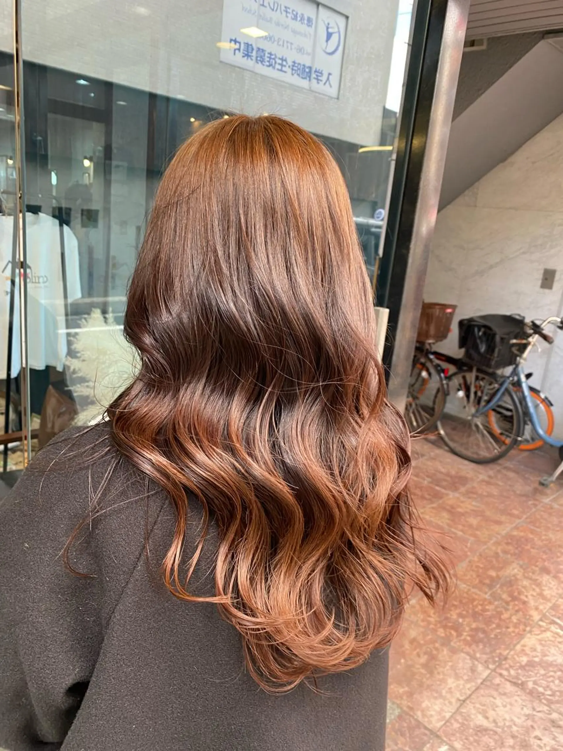 ロング カラー 西田辺/ タカスナオヤのヘアスタイル