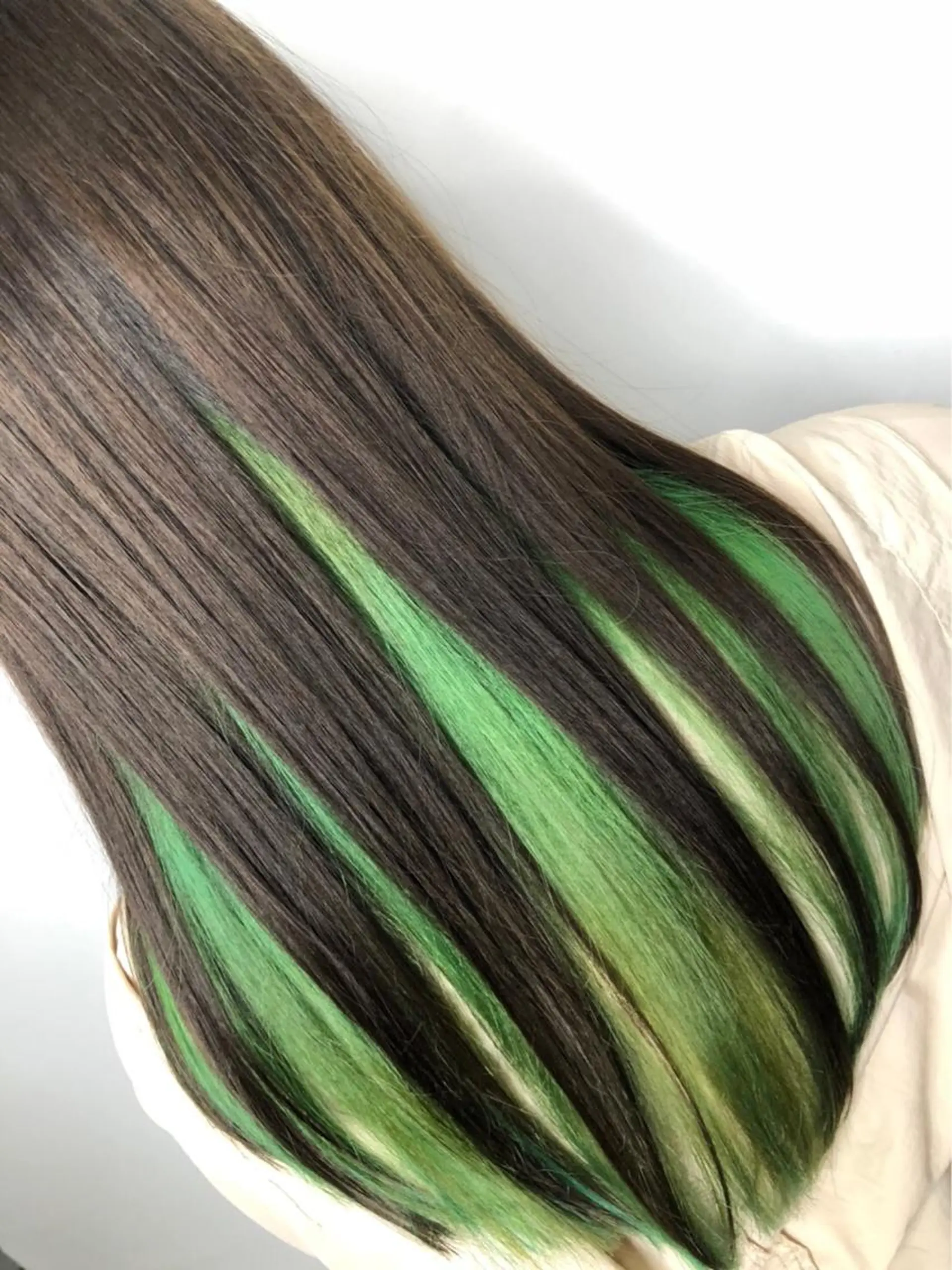 ロング カラー ヘアアレンジ キッズ アディクシーカラー バレイヤージュ ミストバング ベージュカラー 黒髪 カラー特化サロン Eir心斎橋のヘアスタイル