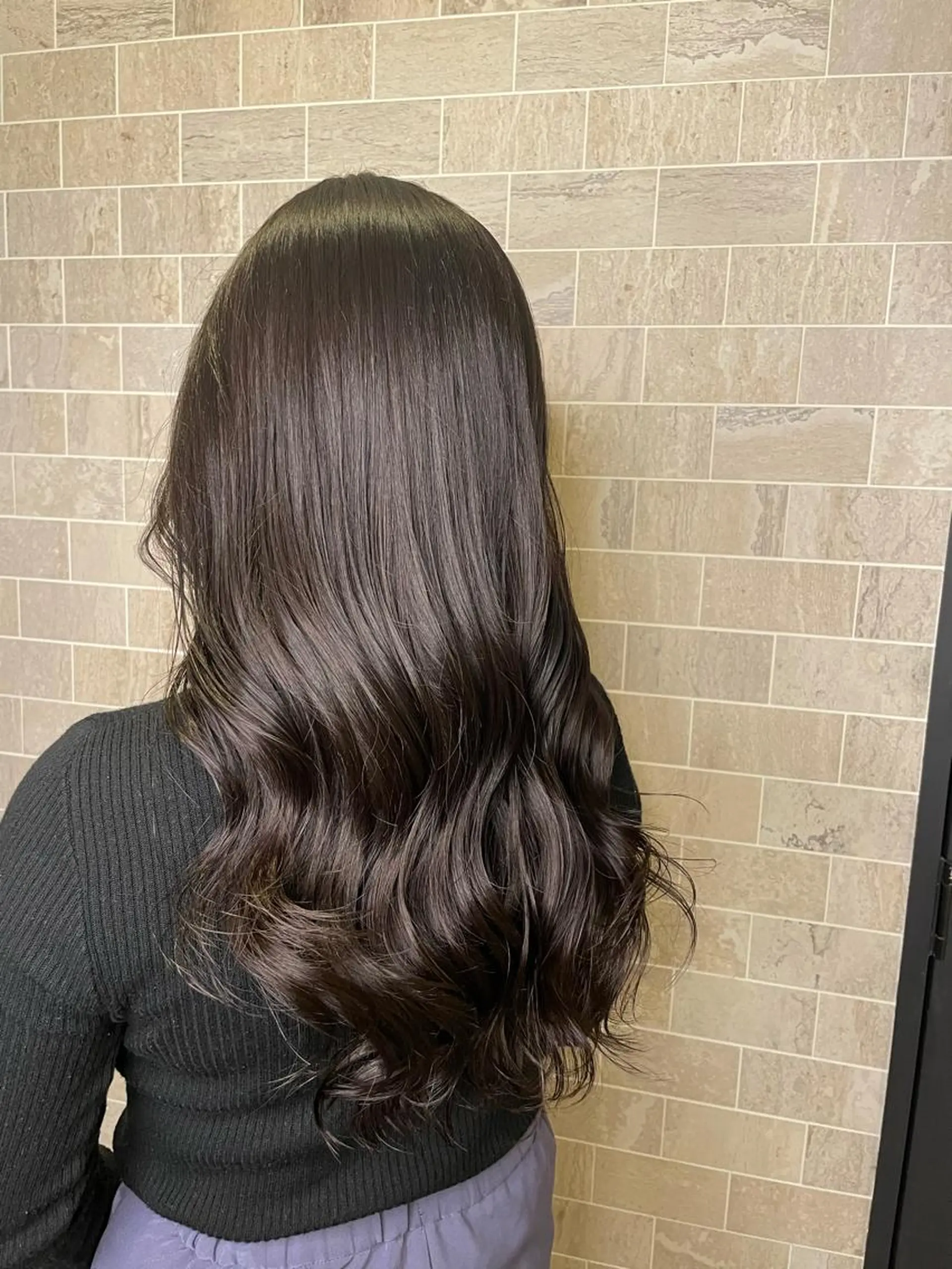 ロング 齋藤 樹里のヘアスタイル