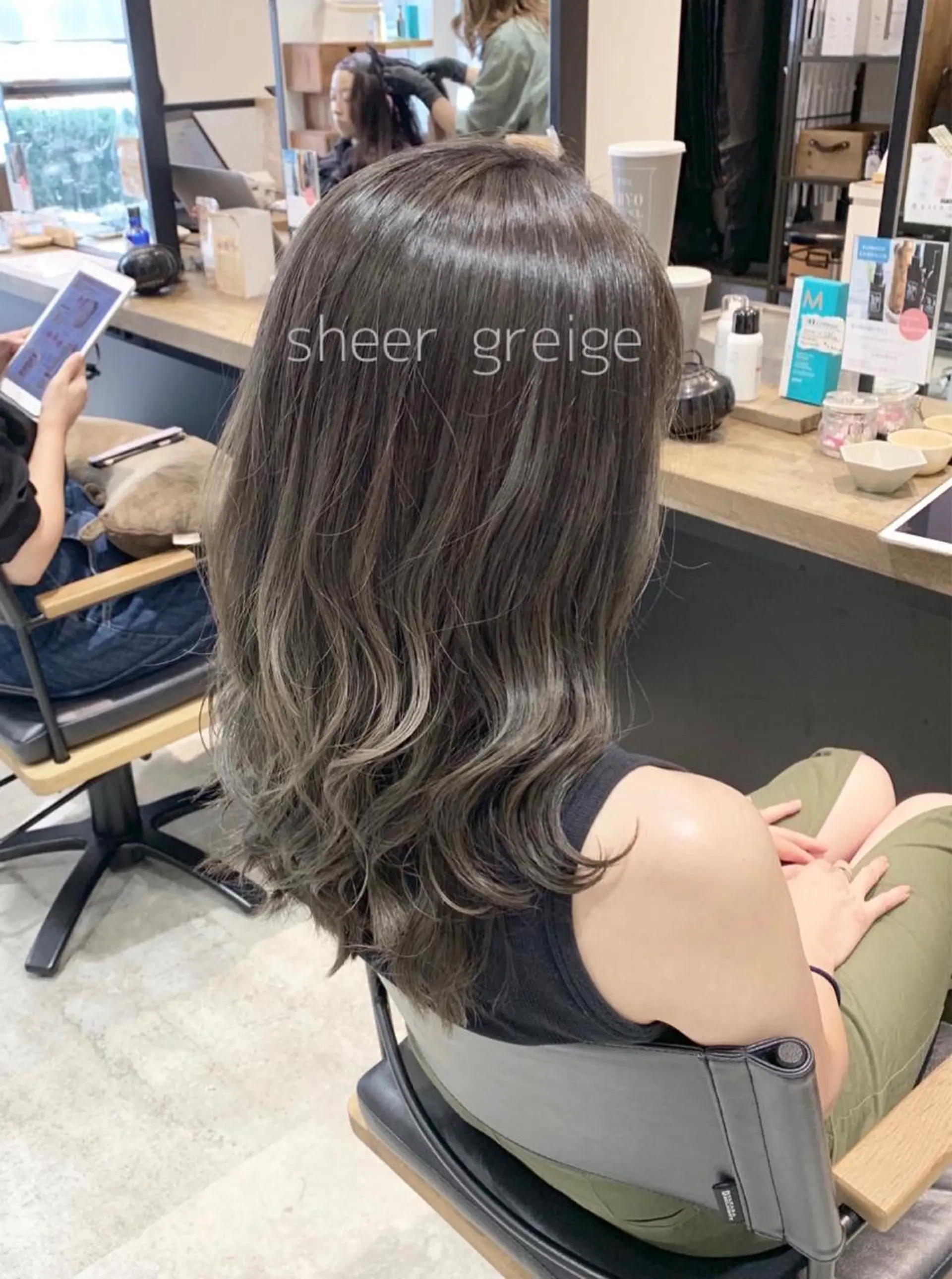 セミロング カラー ヘアアレンジ 透明感カラー ハイライトカラー オレンジ ハイライト カット ヘアカラー 似合わせレイヤー/ 美髪縮毛矯正/ミナエのヘアスタイル