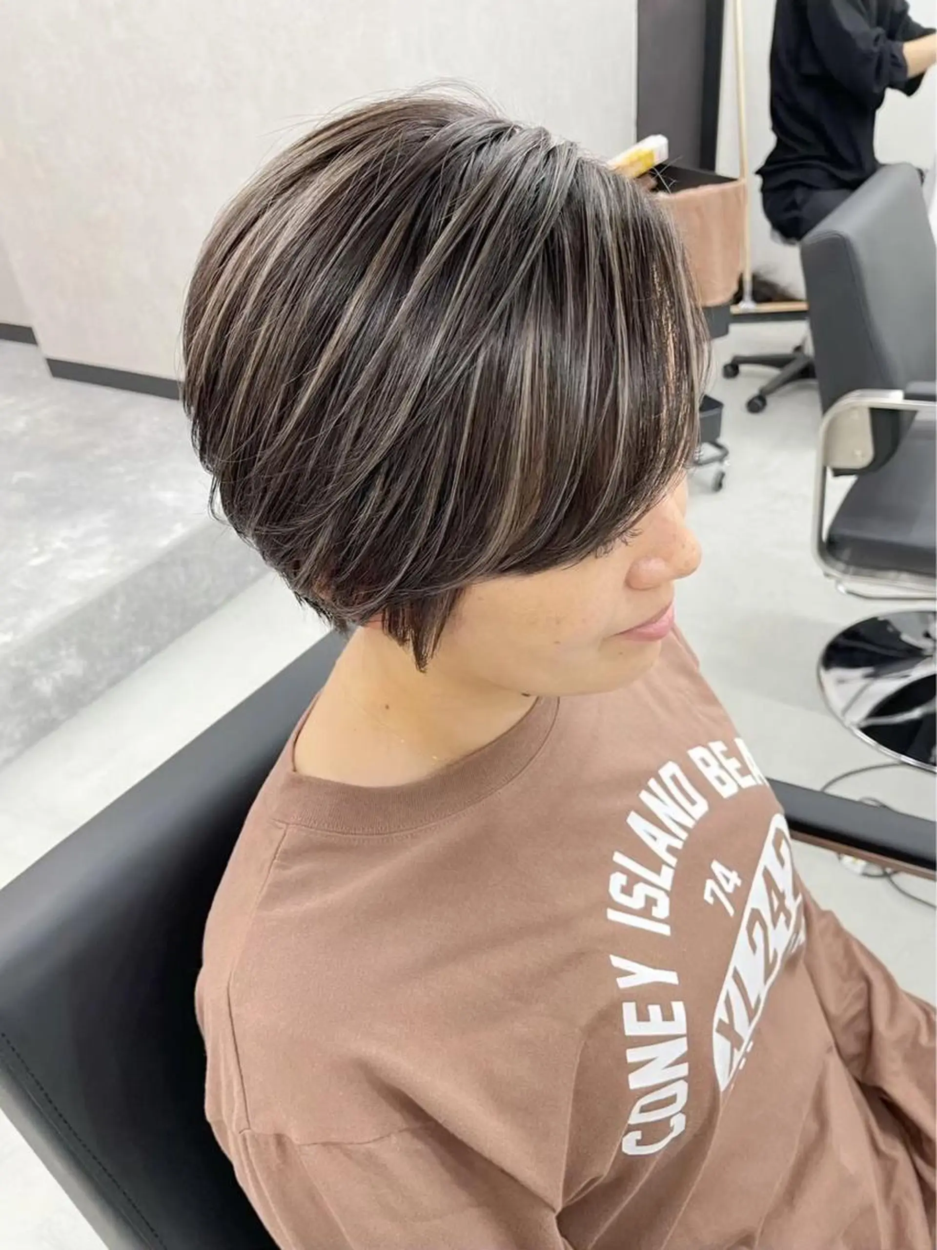 ショート カラー ショートボブ バレイヤージュ ブリーチ ケアブリーチ 透明感カラー hair terra ce M奈良店のヘアスタイル