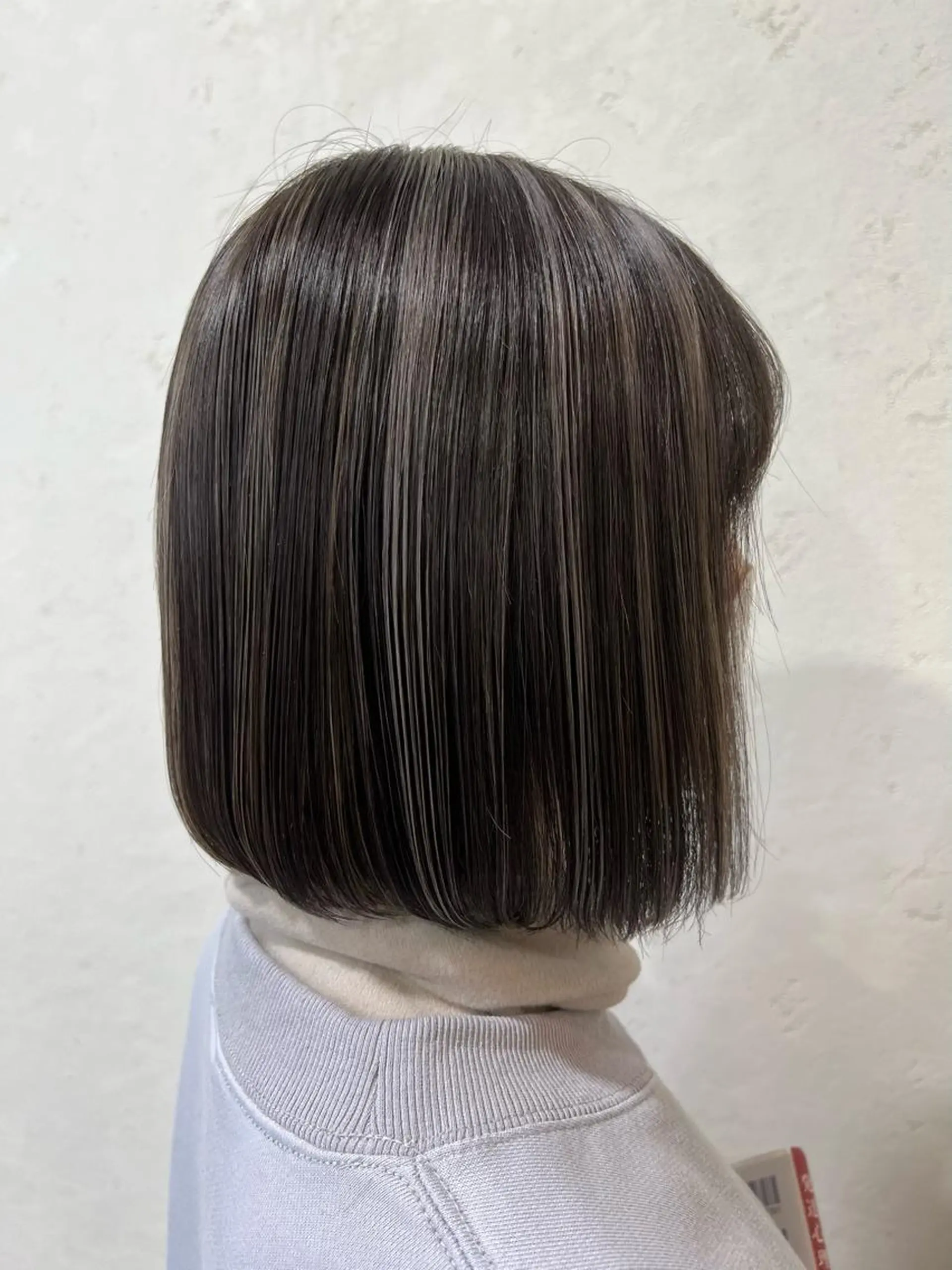 ショート カラー ヘアカラー トリートメント mana .のヘアスタイル