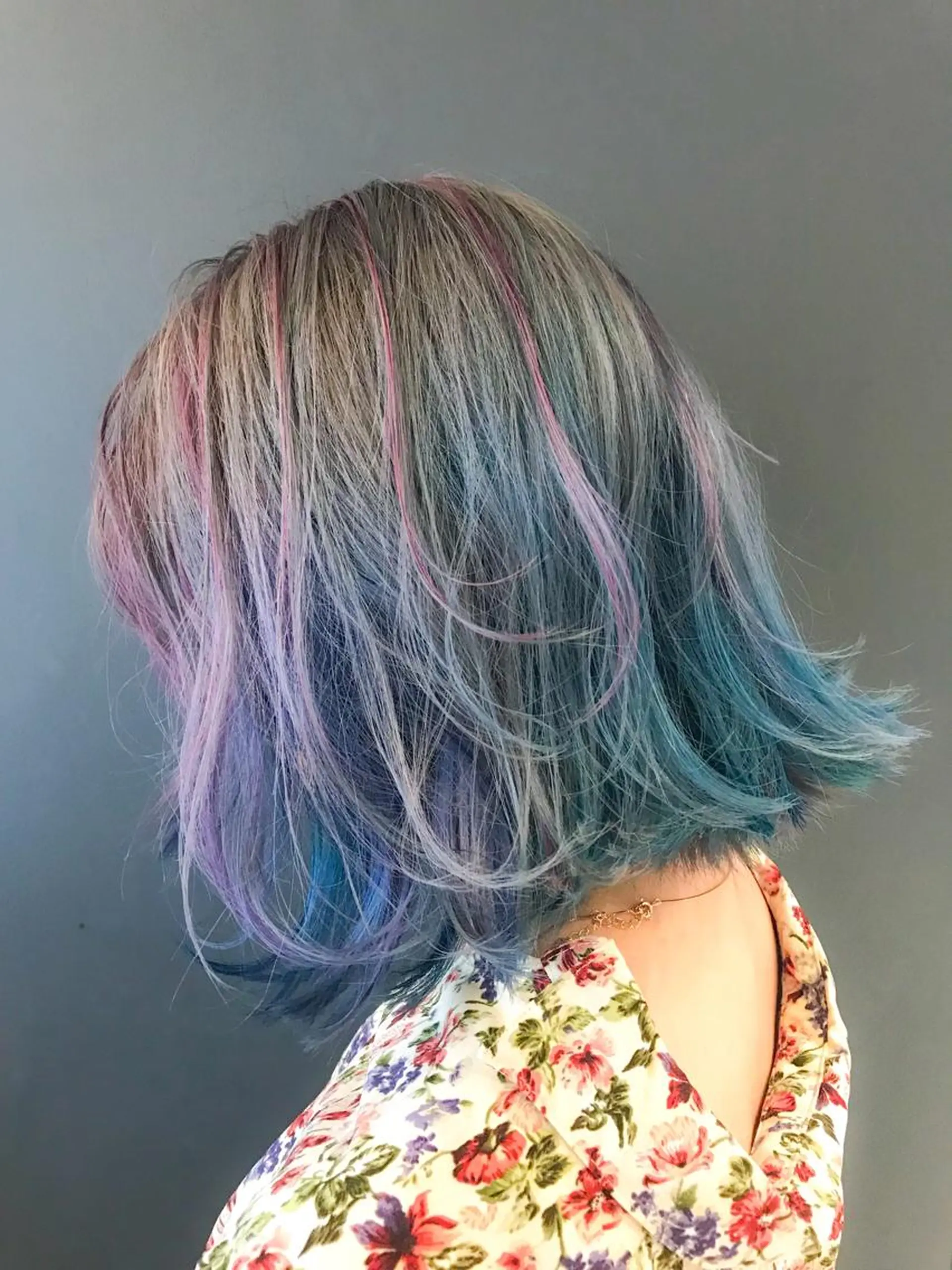 ショート カラー ブリーチ ハイライトカラー ハイトーンカラー ハイライト BOX mico.のヘアスタイル