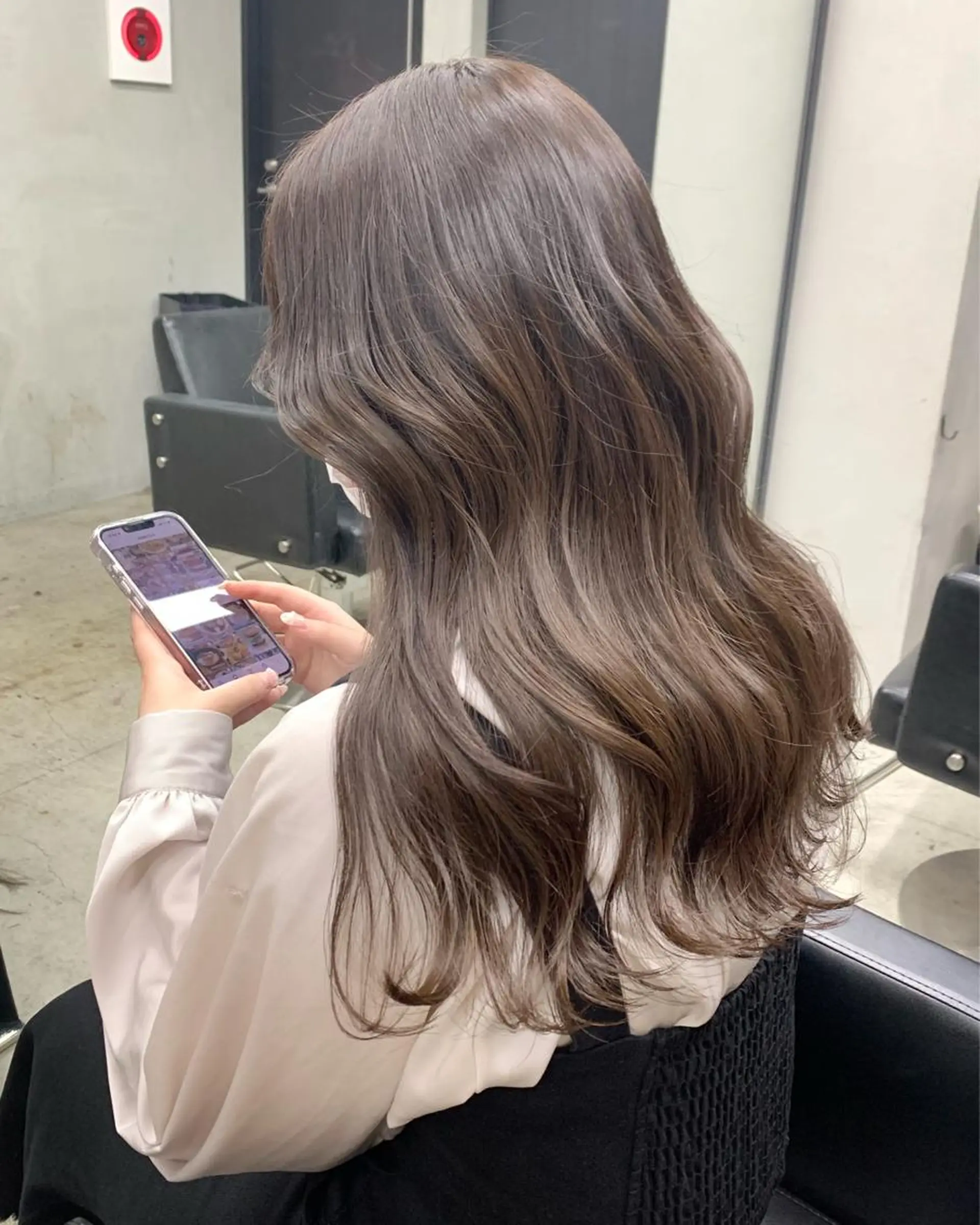 ロング カラー カット ヘアカラー トリートメント 赤みゼロ/透明感 カラー🌿KANTAのヘアスタイル