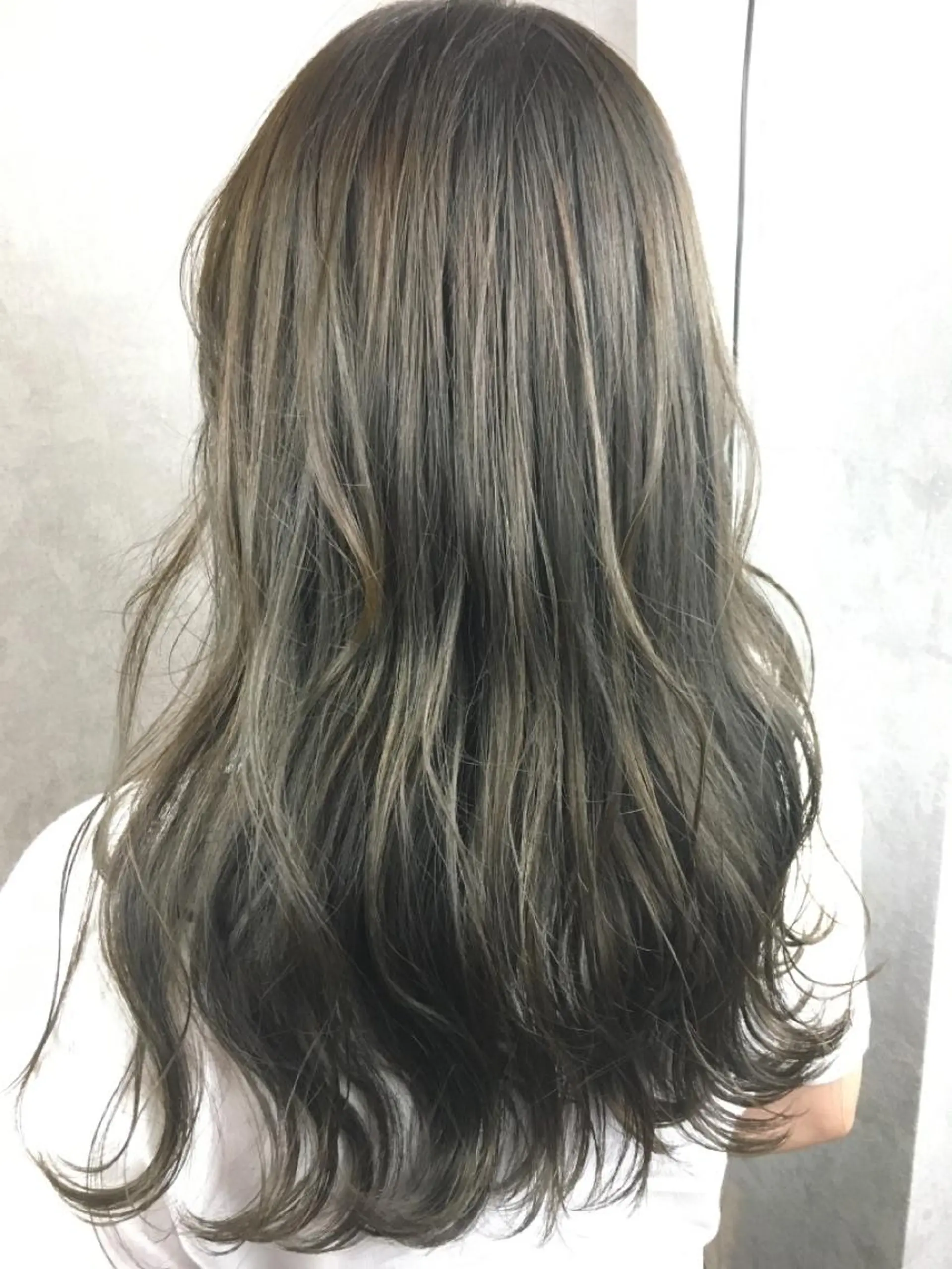 ロング カラー ツイストスパイラル パーマ✂︎ KYOUのヘアスタイル